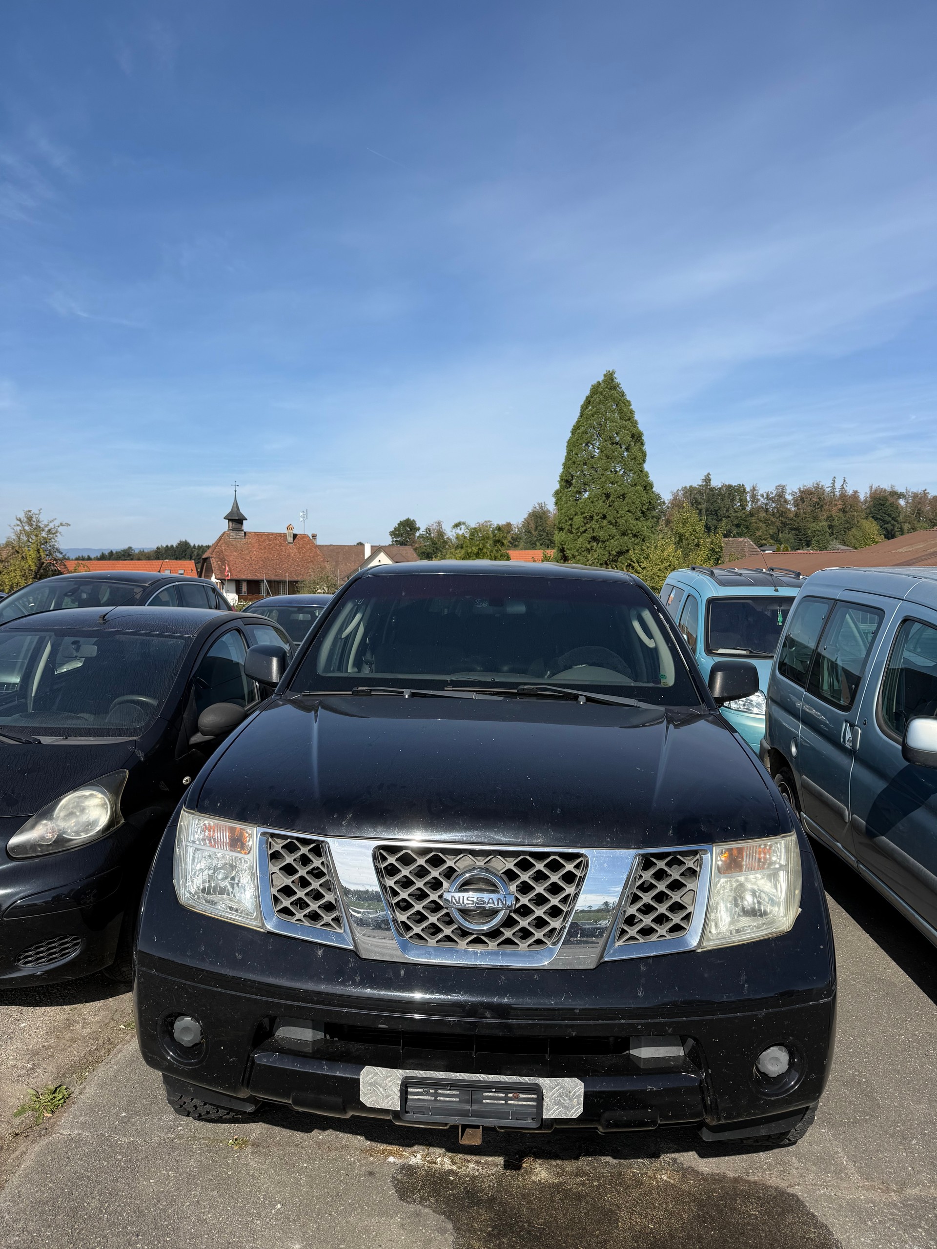 NISSAN Pathfinder 2.5 dCi XE-image-0