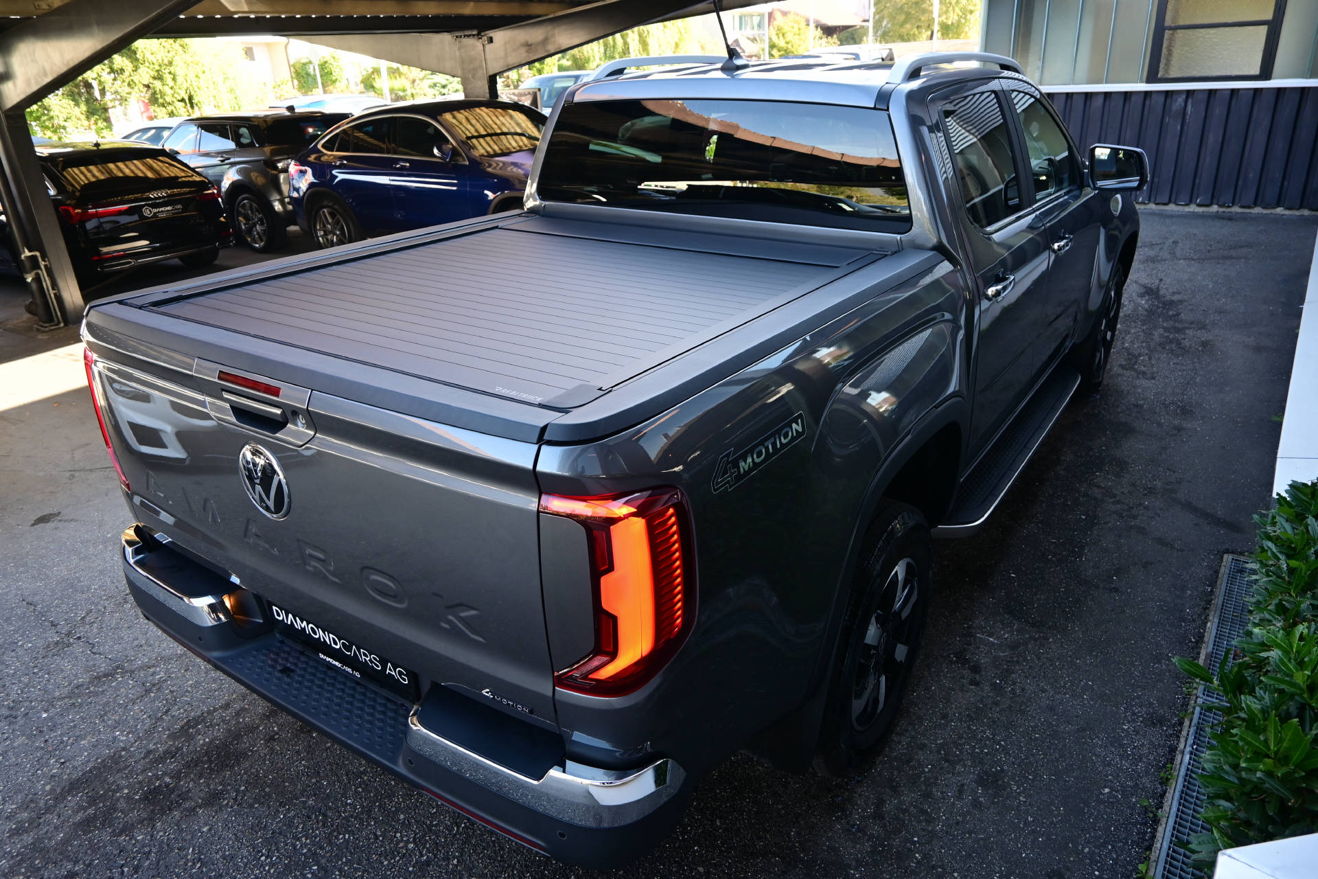 VW Amarok DKab. Pick-up 2.0 TDI 205 Life 4m-image-9