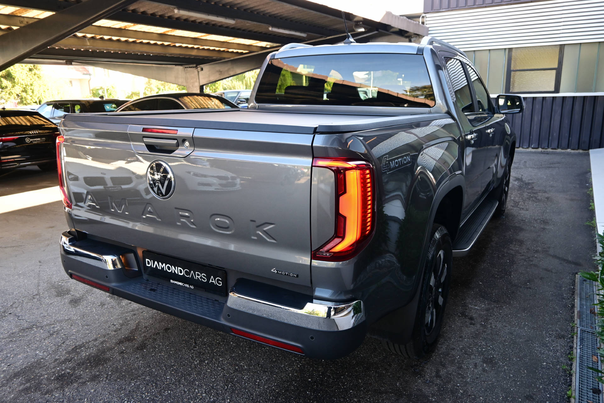 VW Amarok DKab. Pick-up 2.0 TDI 205 Life 4m-image-8