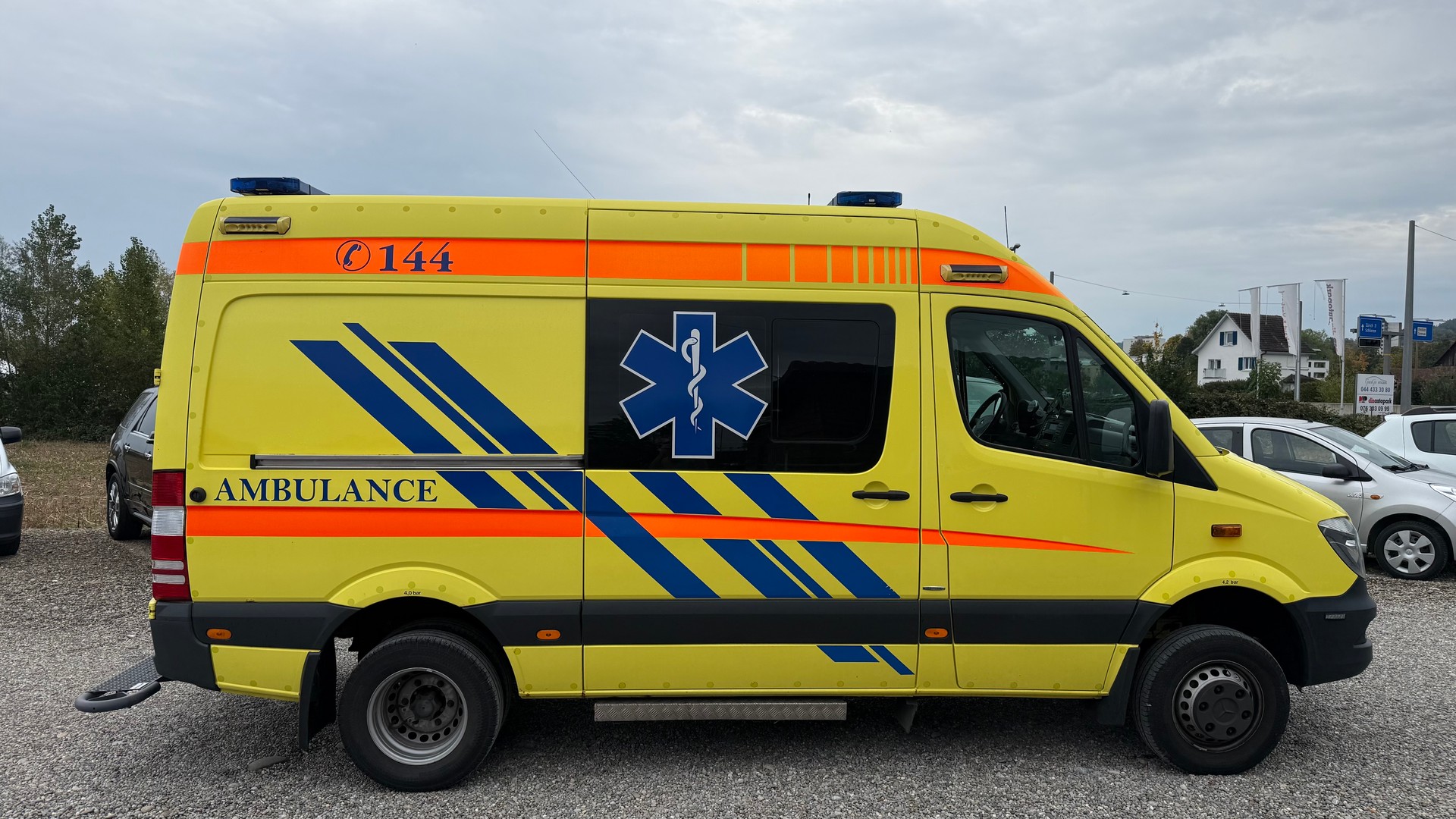 MERCEDES-BENZ Sprinter AMBULANZ 4X4-image-6