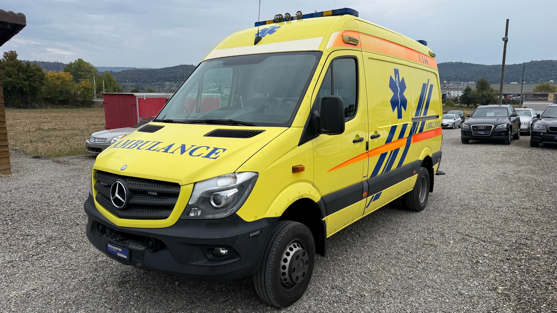 MERCEDES-BENZ Sprinter AMBULANZ 4X4-image-0