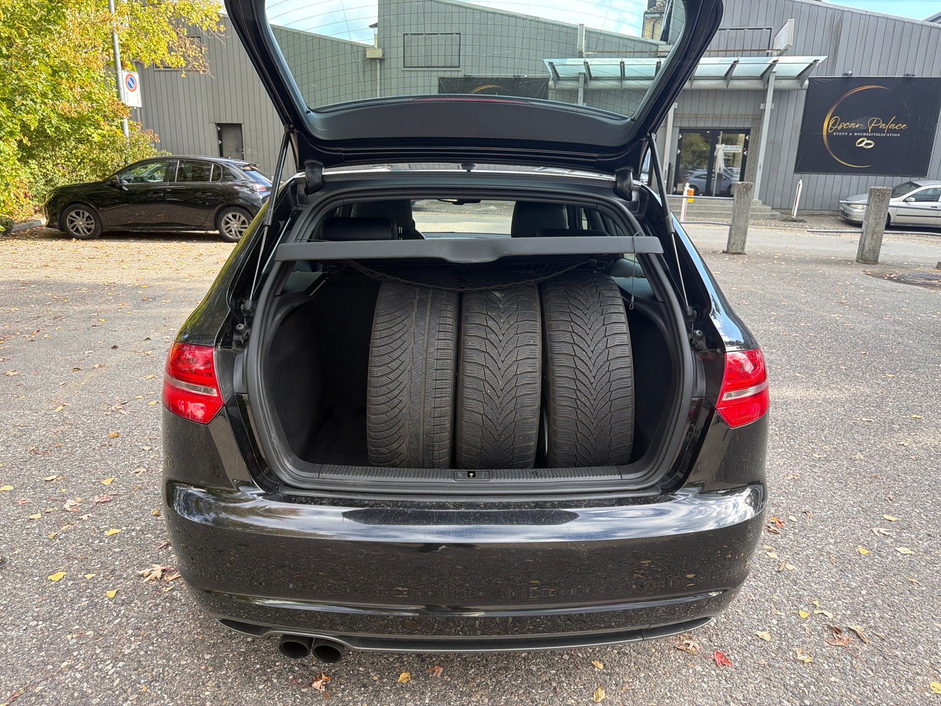 AUDI A3 Sportback 2.0 TFSI Style S-tronic * Teil-Leder * Navigation * Xenon * Klima-auto * Tempomat * PDC H *-image-9