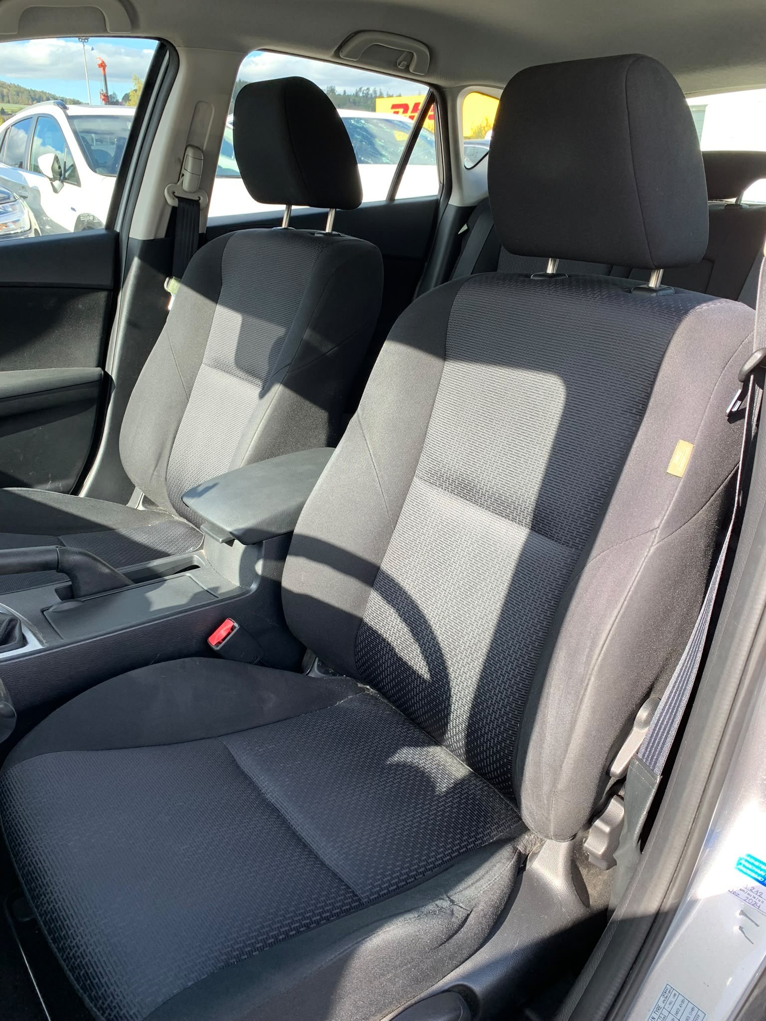 MAZDA 3 1.6 16V Confort (Klimatronik * Alufelgen * Sensoren * Sitzheizung * Multilenkrad * BO4)-image-13
