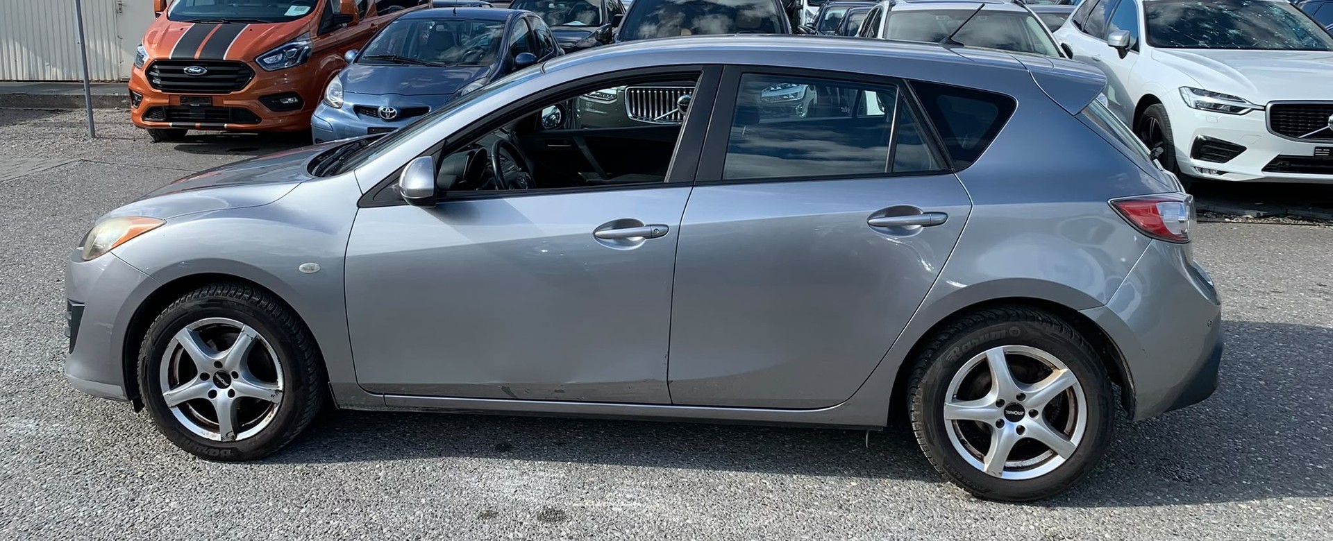 MAZDA 3 1.6 16V Confort (Klimatronik * Alufelgen * Sensoren * Sitzheizung * Multilenkrad * BO4)-image-5