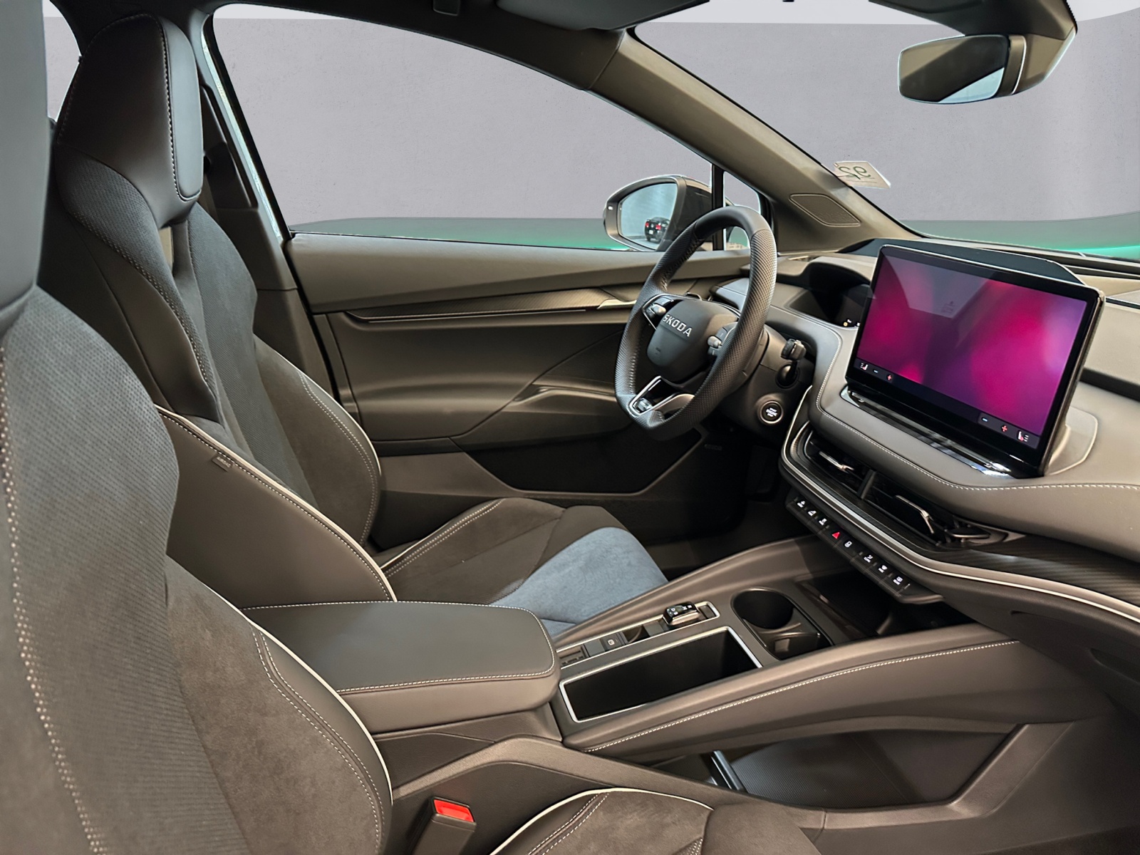 SKODA Elroq 85x Sportline 4x4-image-10