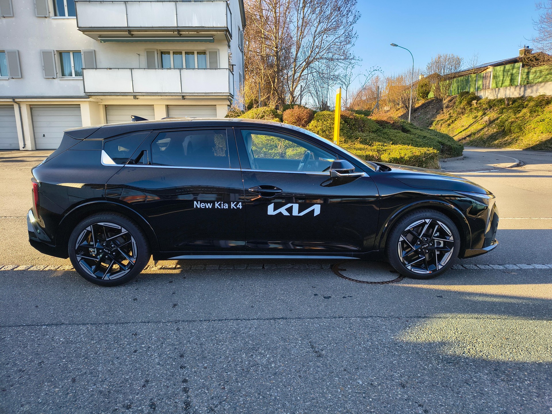KIA K4 1.6 T-GDi GT-Line-image-2