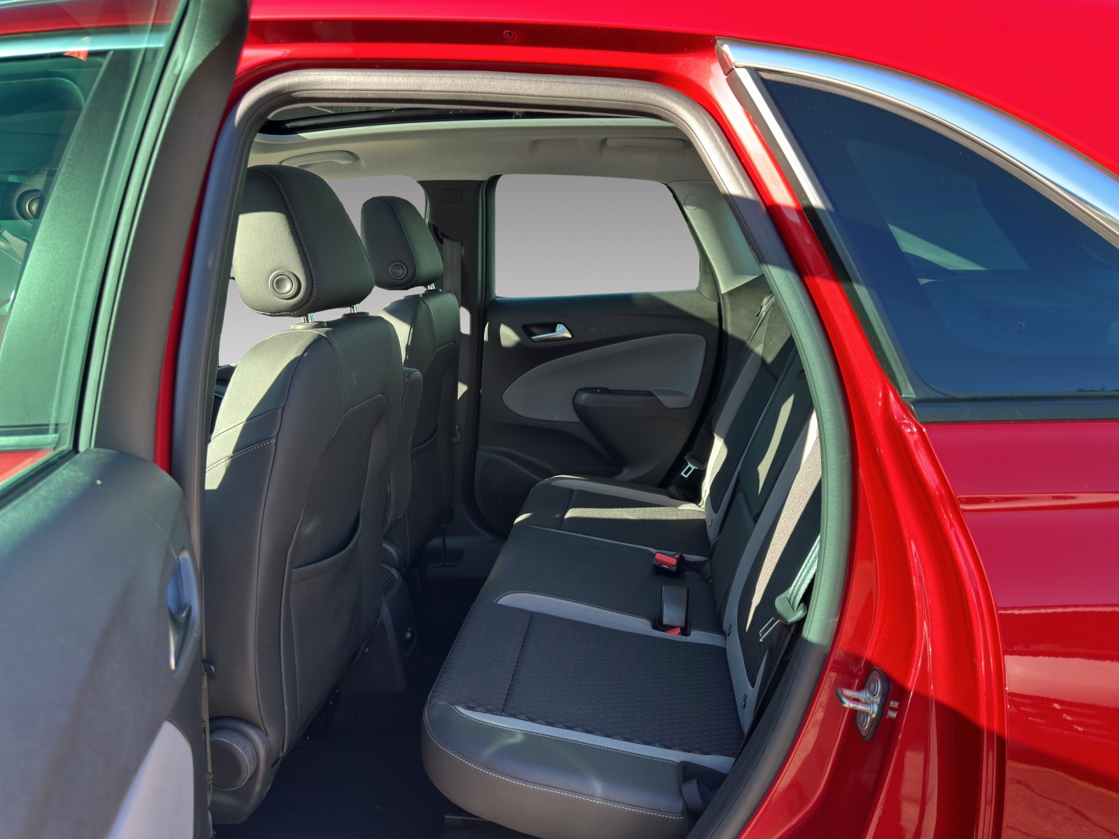 OPEL Crossland X 1.2i Ultimate Automat-image-7