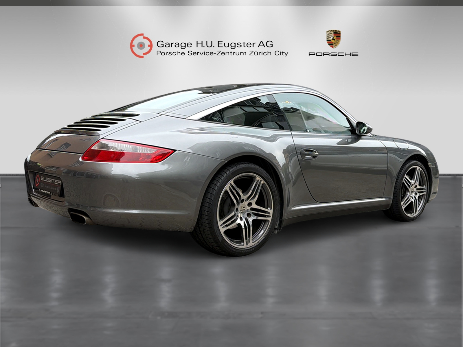 PORSCHE 911 Targa 4-image-4