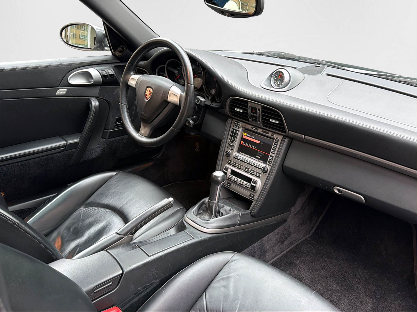 PORSCHE 911 Targa 4-image-5