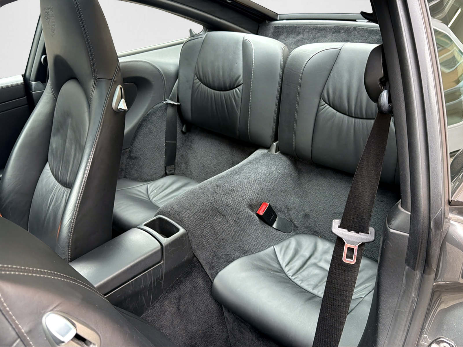 PORSCHE 911 Targa 4-image-11