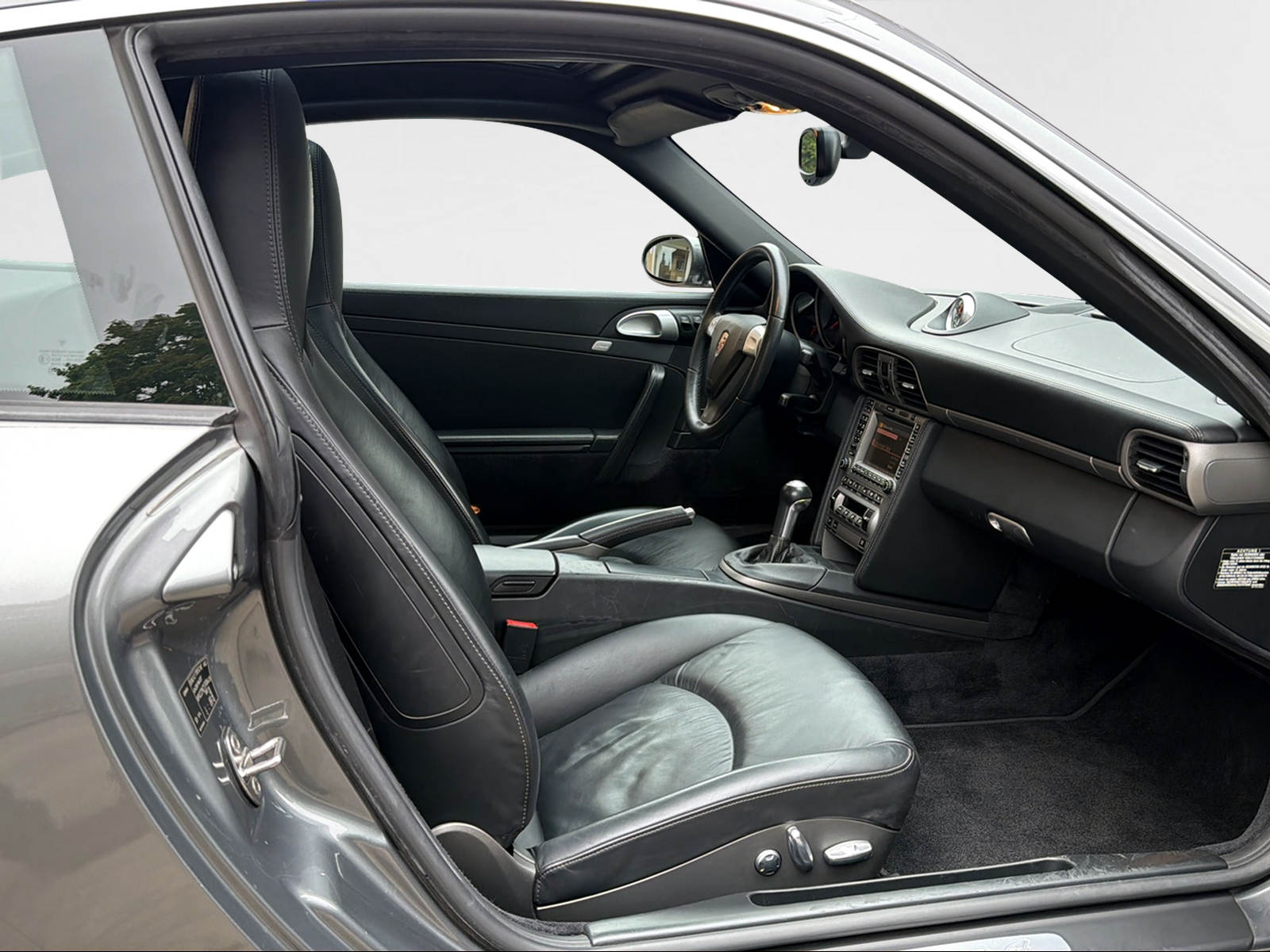 PORSCHE 911 Targa 4-image-6