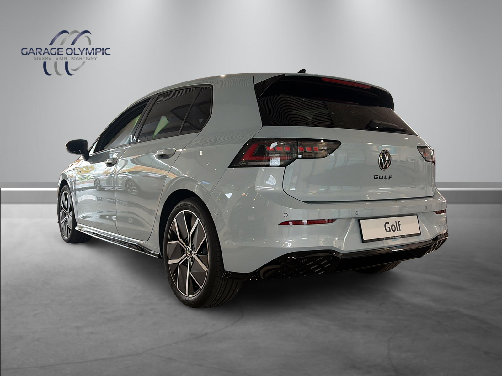 VW Golf 2.0 TSI R-Line DSG 4 Motion-image-2