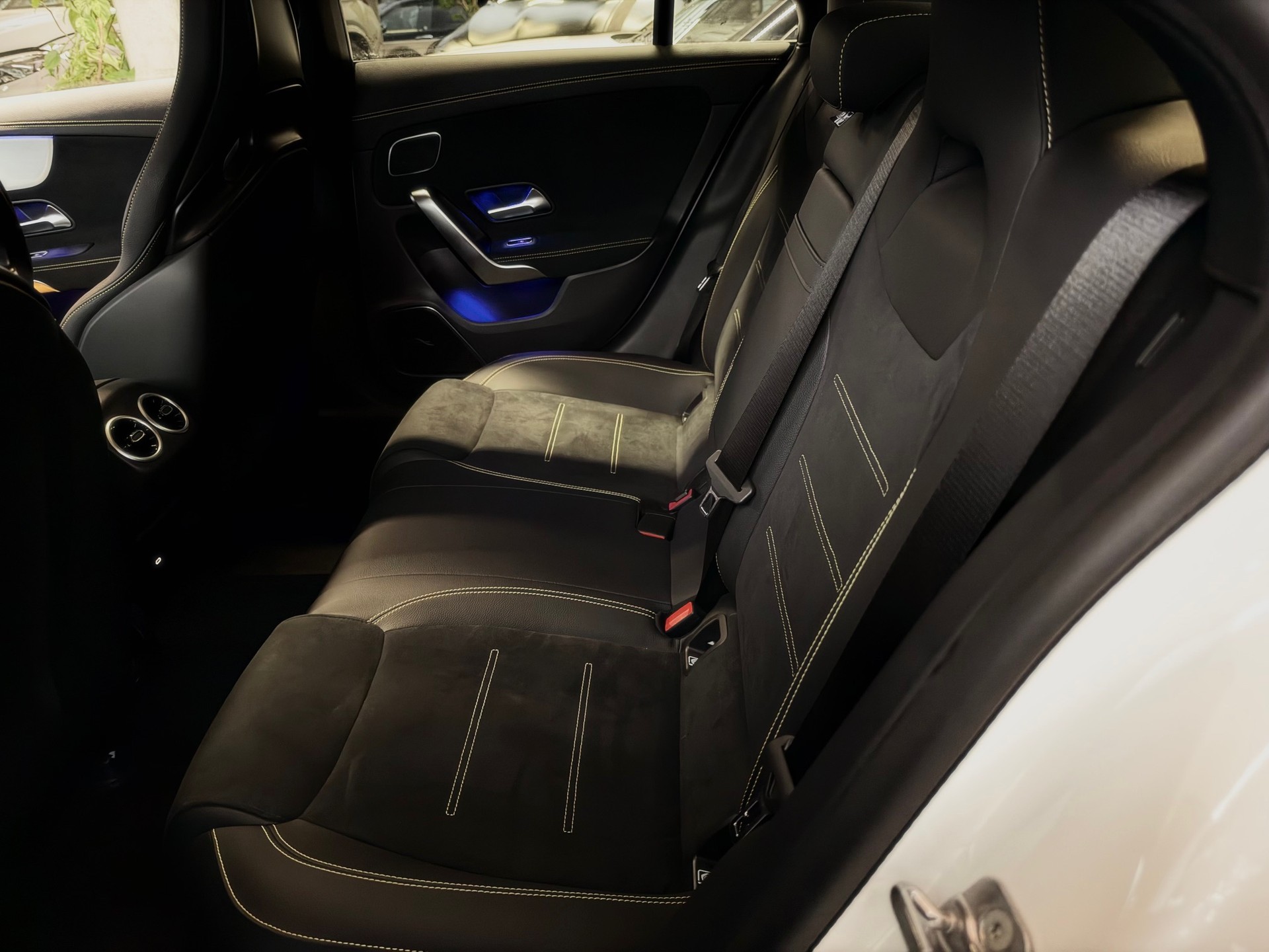 MERCEDES-BENZ CLA 45 S AMG 4Matic+ 8G-DCT-image-13
