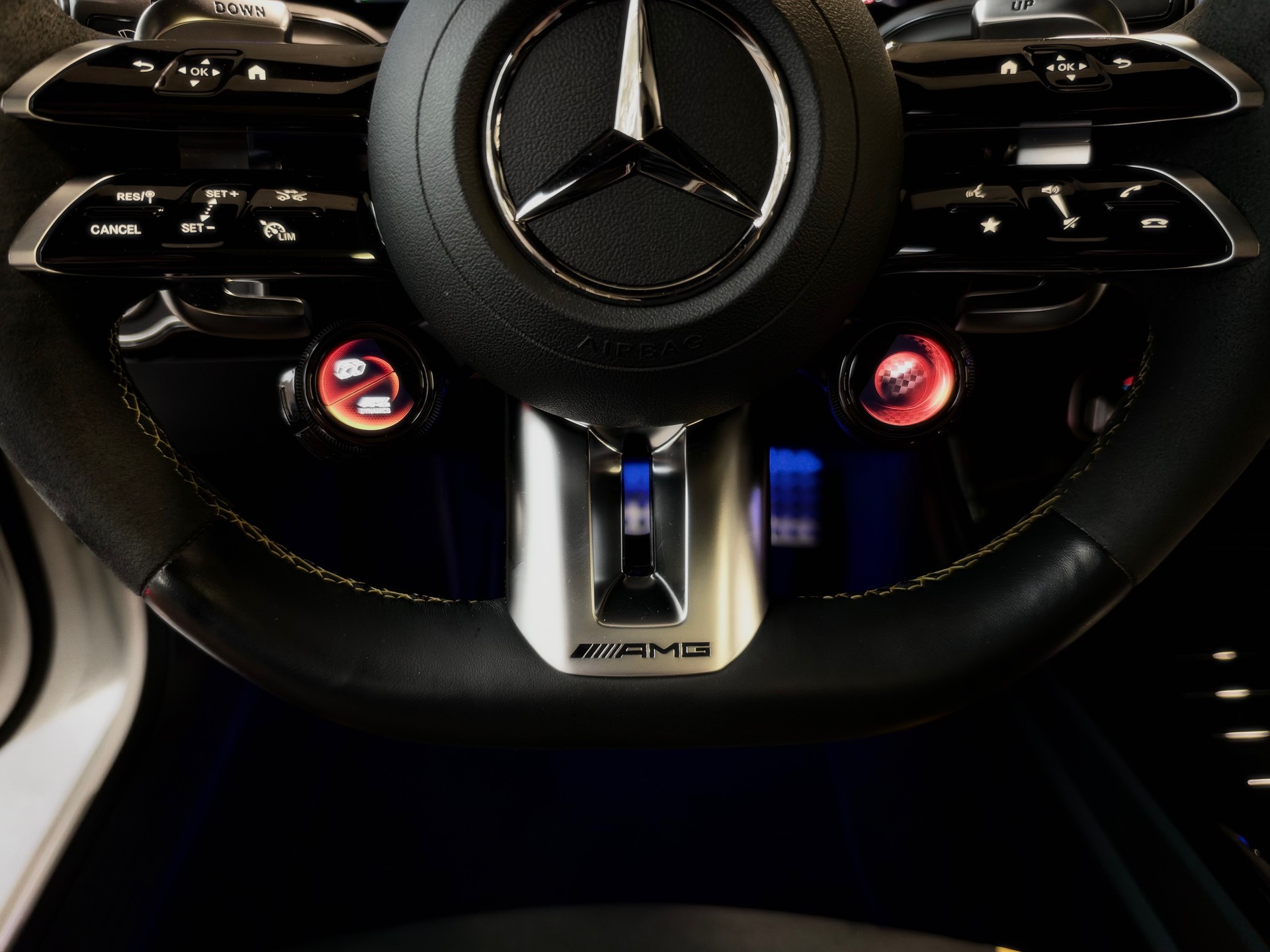 MERCEDES-BENZ CLA 45 S AMG 4Matic+ 8G-DCT-image-19