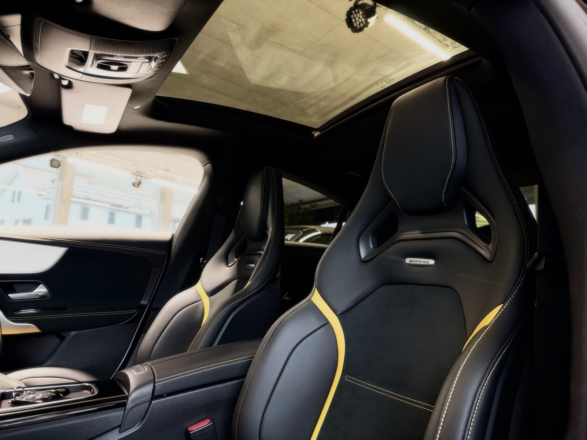 MERCEDES-BENZ CLA 45 S AMG 4Matic+ 8G-DCT-image-11