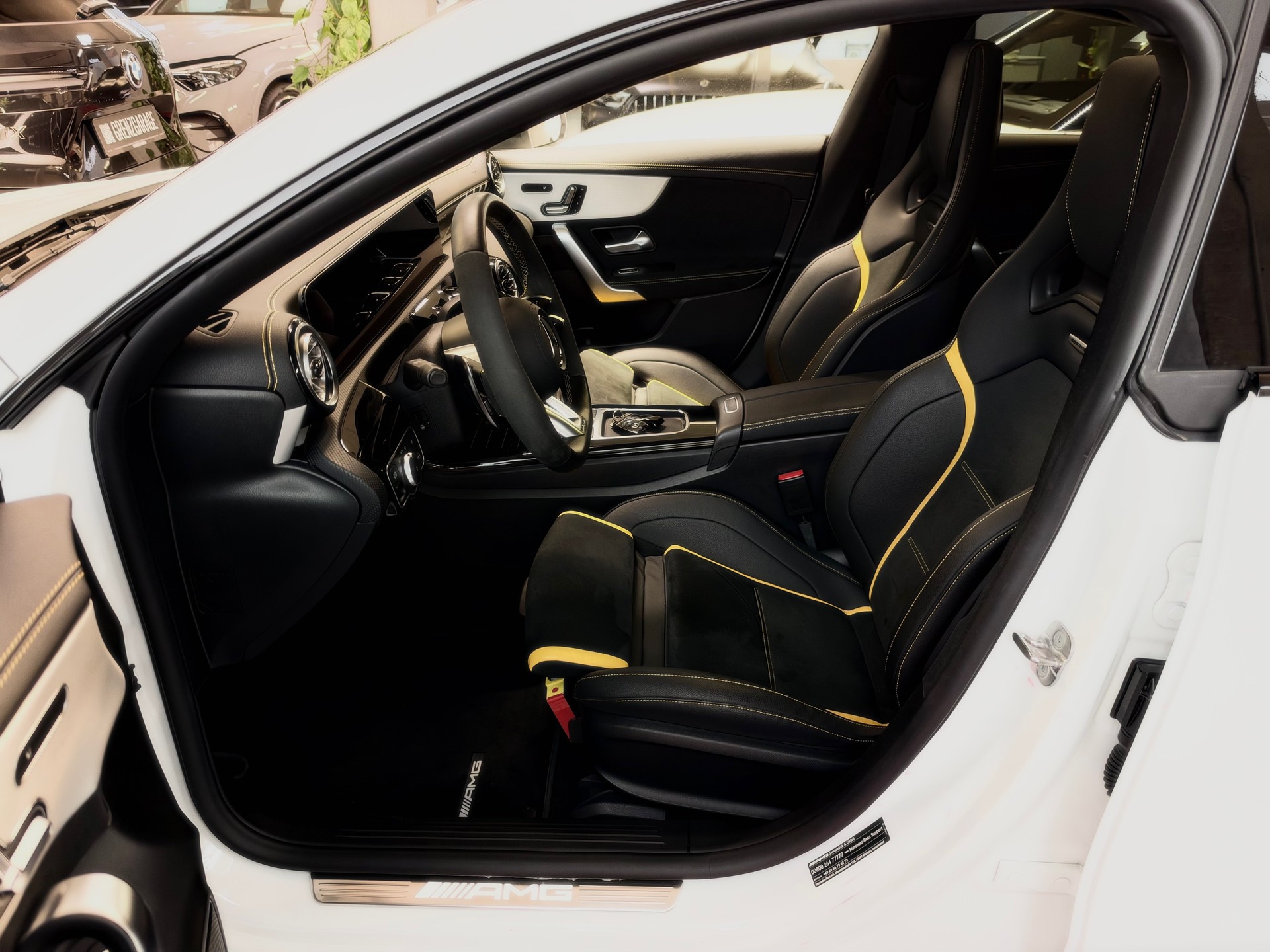 MERCEDES-BENZ CLA 45 S AMG 4Matic+ 8G-DCT-image-10