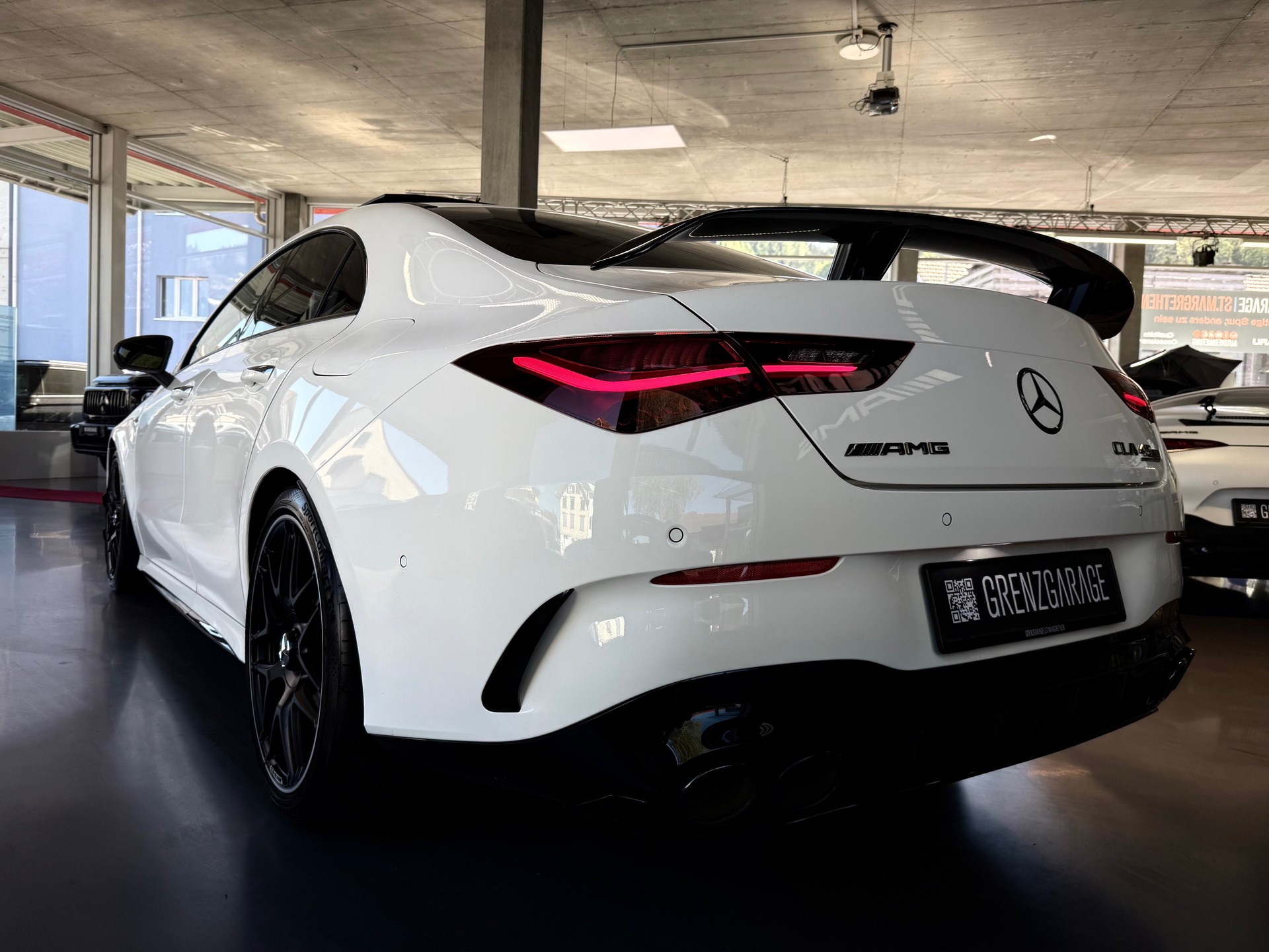 MERCEDES-BENZ CLA 45 S AMG 4Matic+ 8G-DCT-image-5