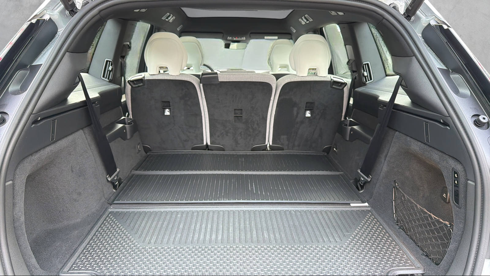 VOLVO EX90 Twin Performance 111 kWh Ultra AWD-image-5