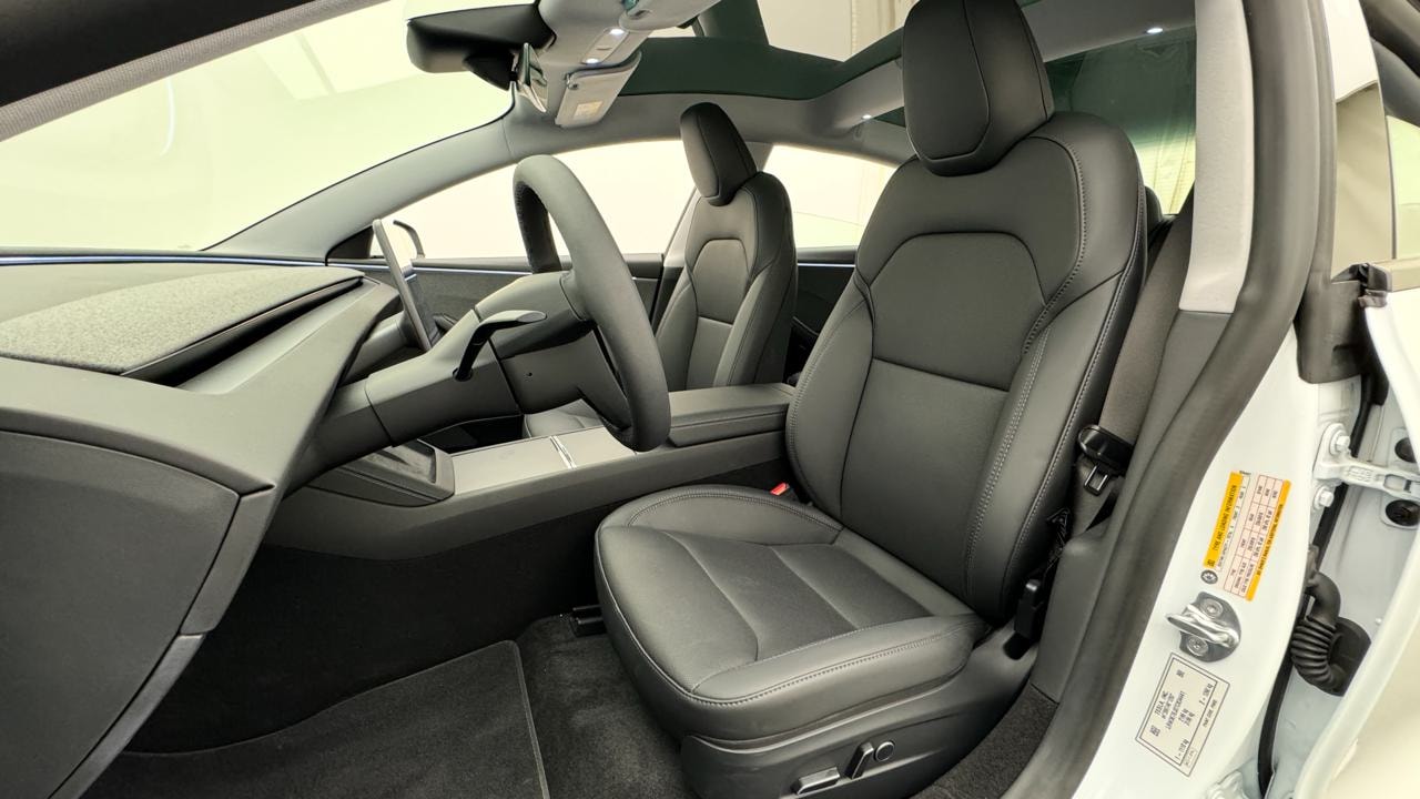 TESLA Model 3 Long Range RWD-image-4