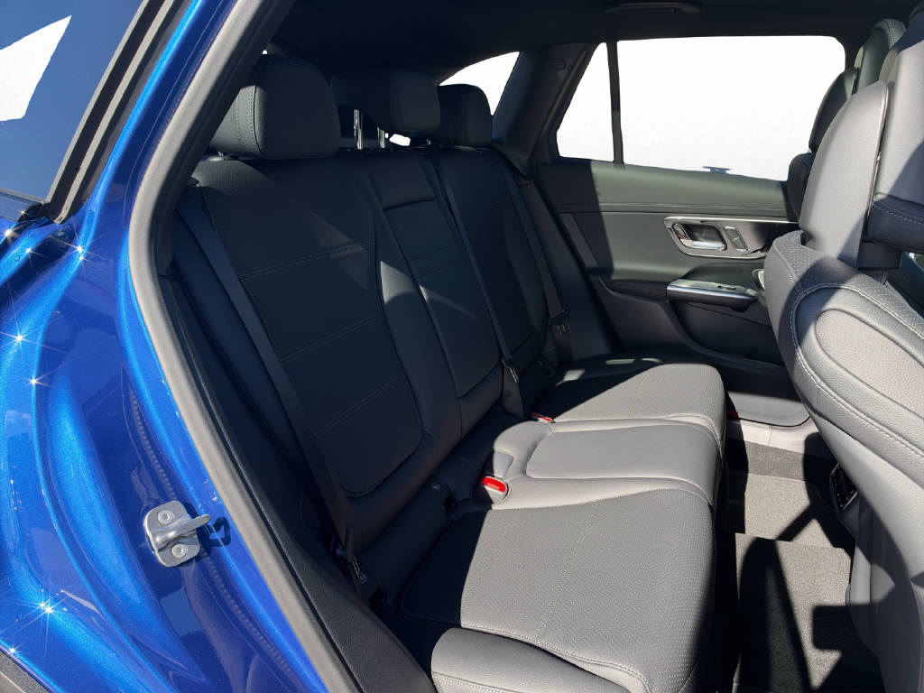 MERCEDES-BENZ GLC 220 d AMG Line 4Matic-image-12