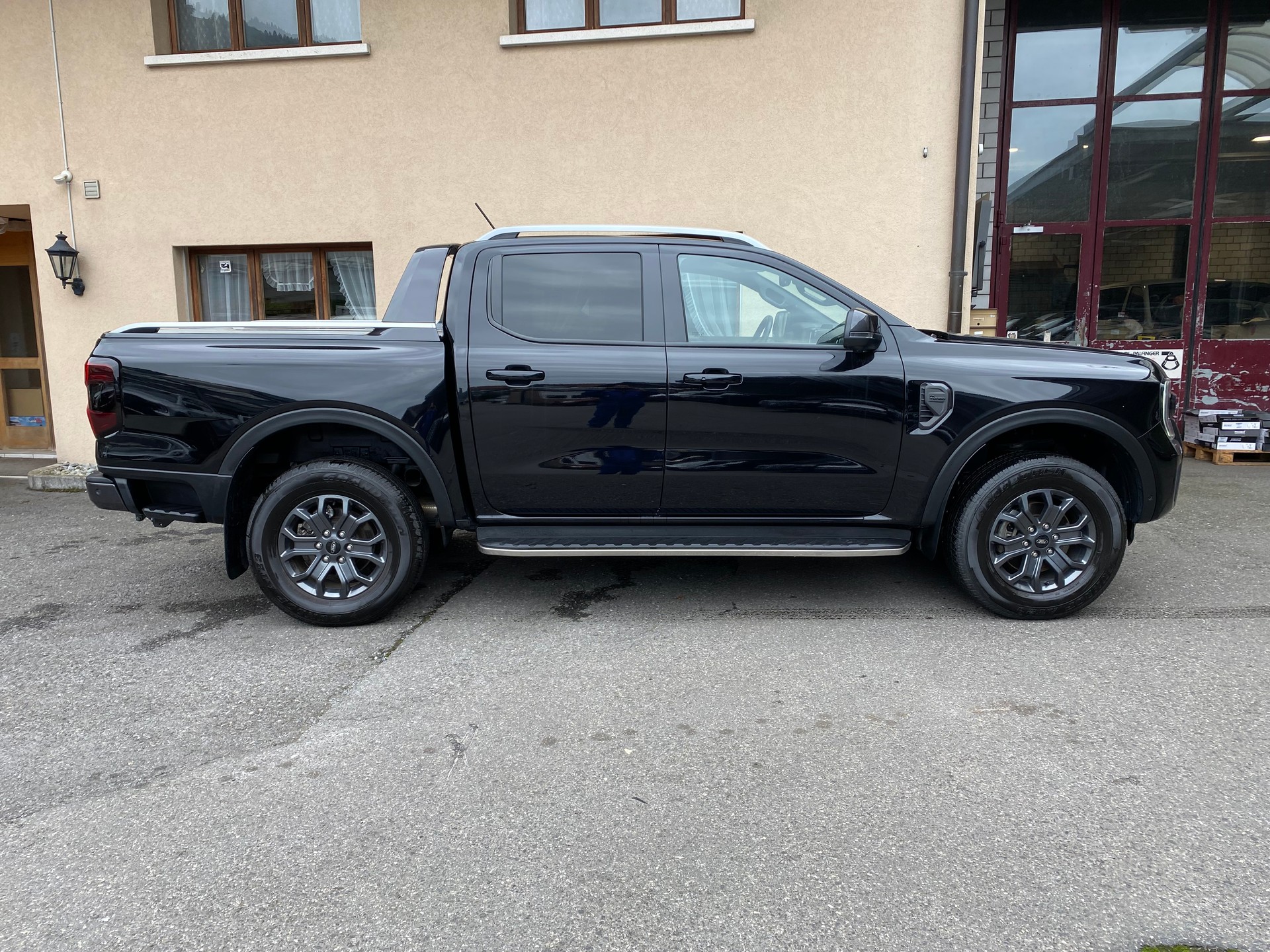 FORD Ranger Wildtrak 2.0 Eco Blue e-4WD Automat-image-10