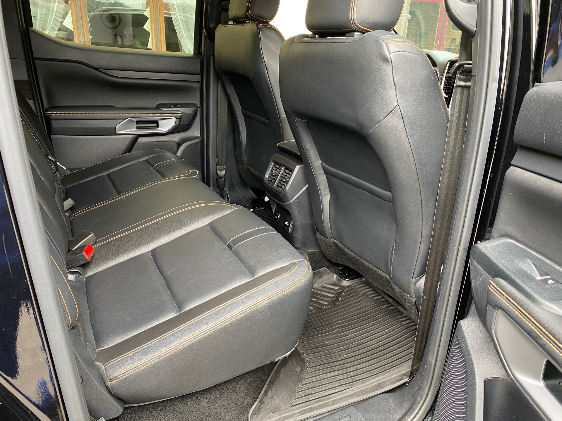 FORD Ranger Wildtrak 2.0 Eco Blue e-4WD Automat-image-7