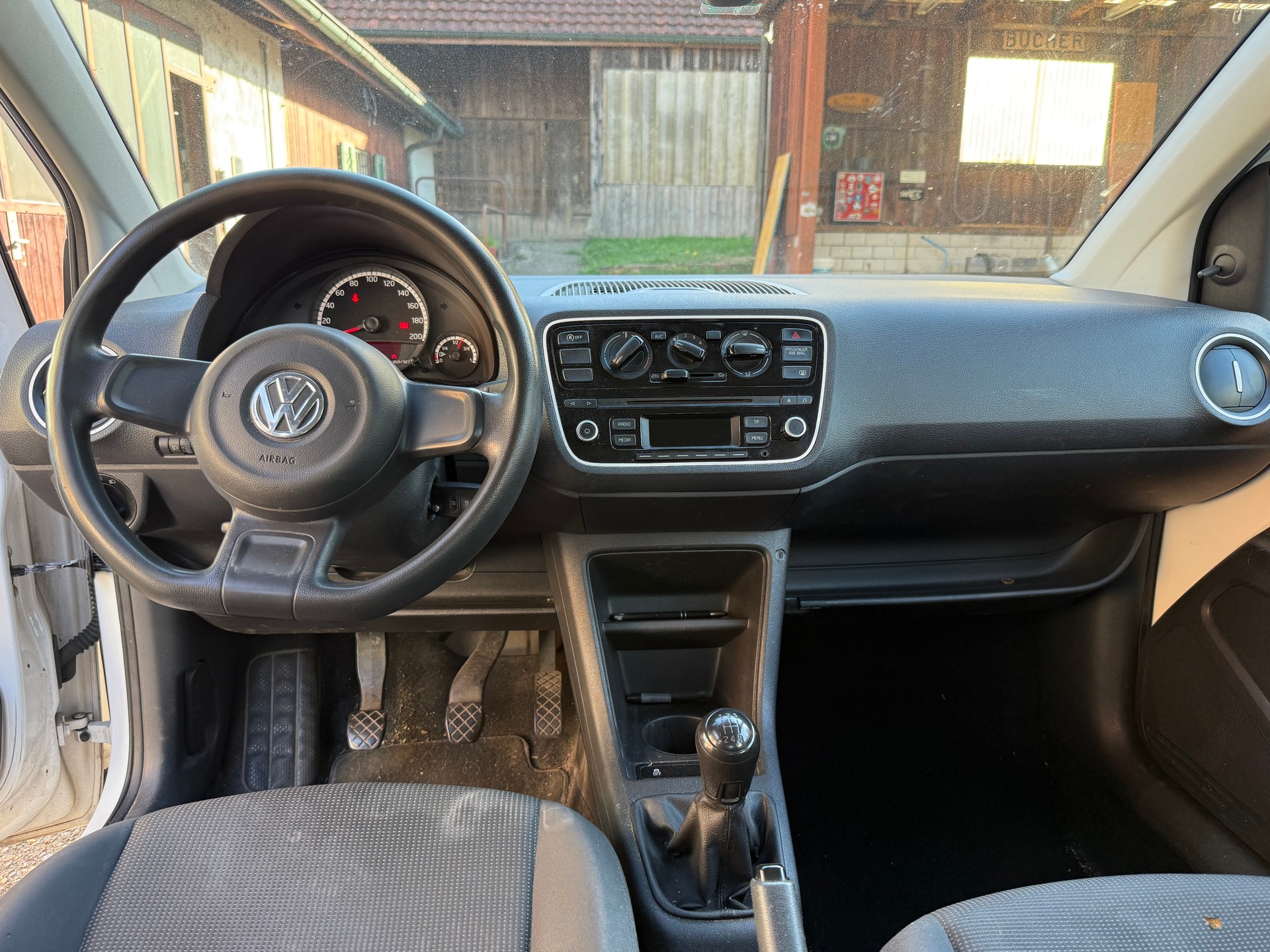 VW Up 1.0 BMT move up-image-11