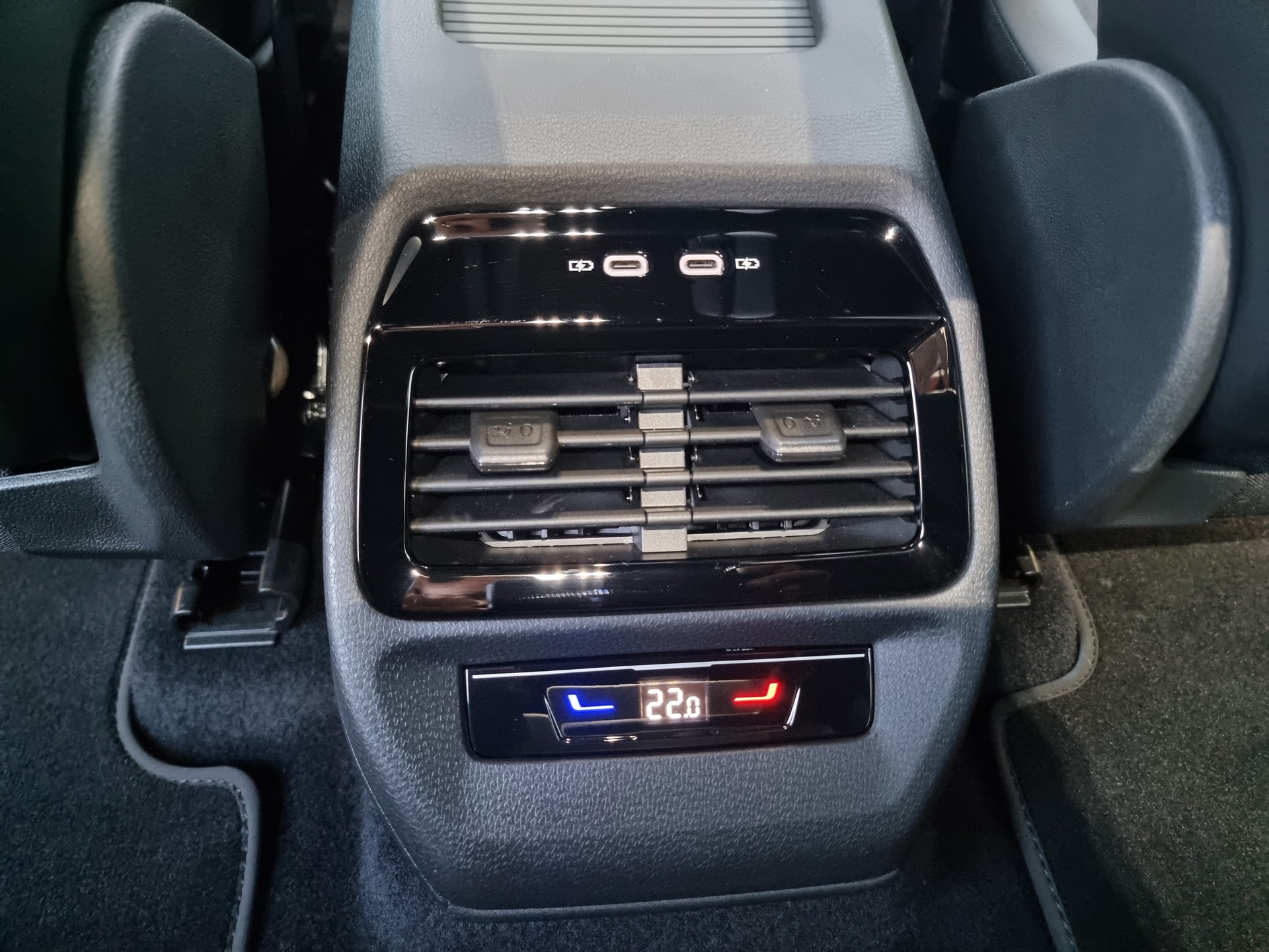 VW ID.5 Pro Performance 77 kWh-image-9