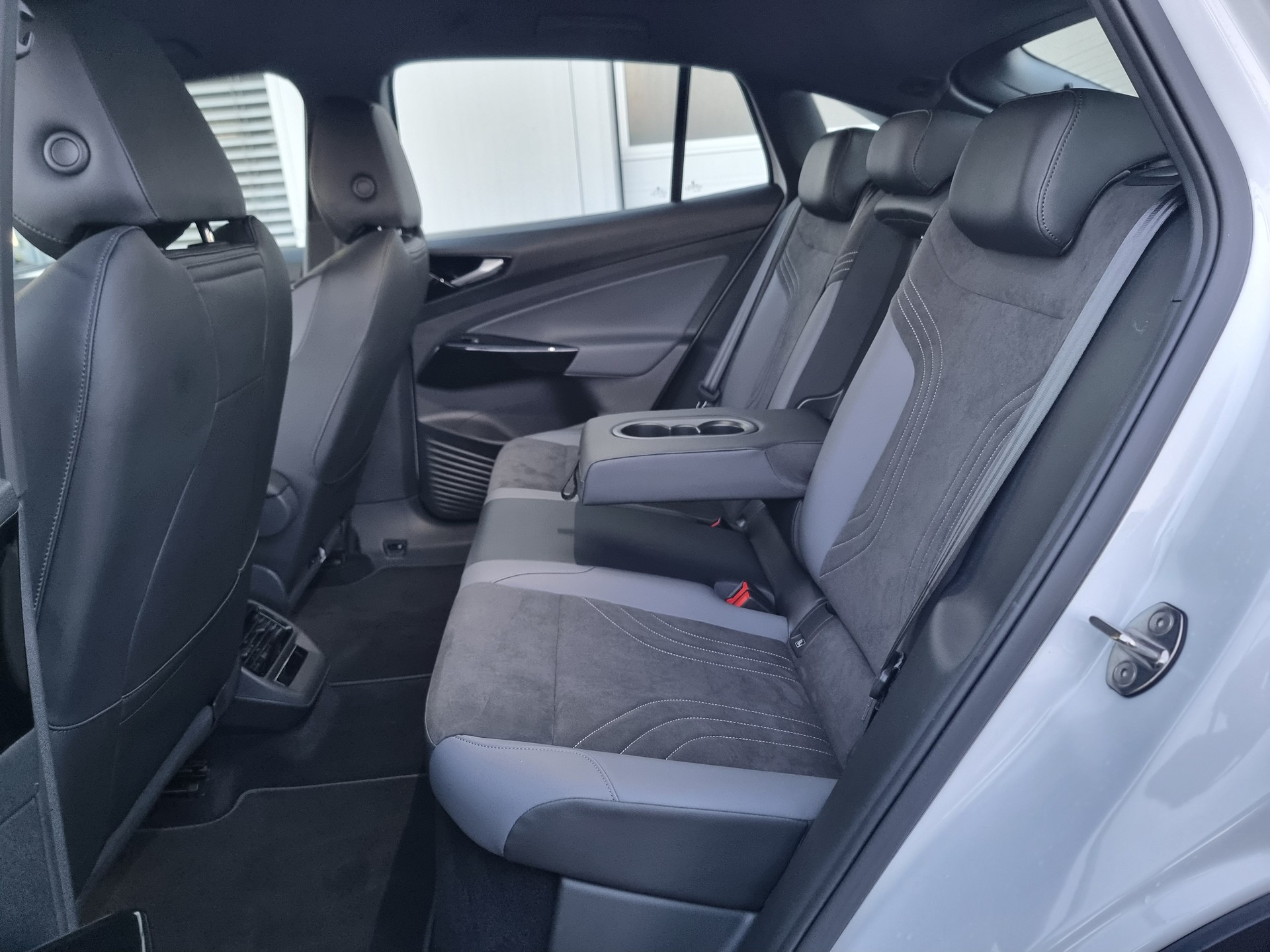 VW ID.5 Pro Performance 77 kWh-image-11
