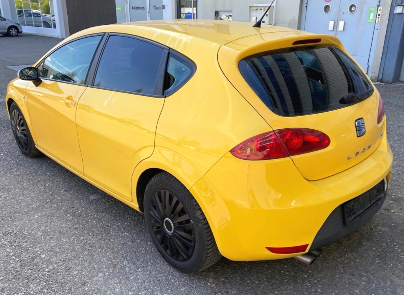 SEAT Leon 2.0 TDI FR-image-3
