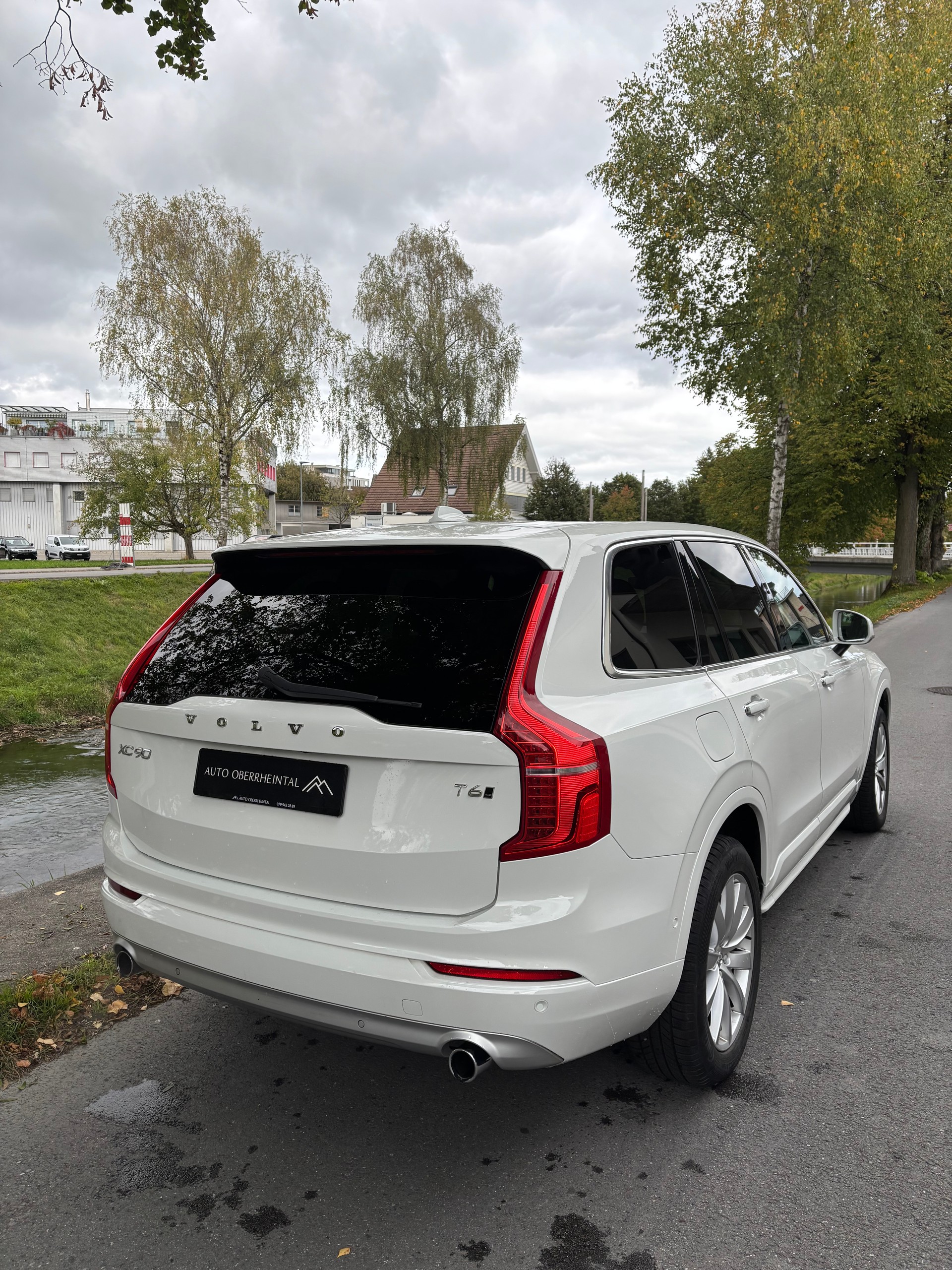 VOLVO XC90 T6 AWD Momentum Geartronic-image-7