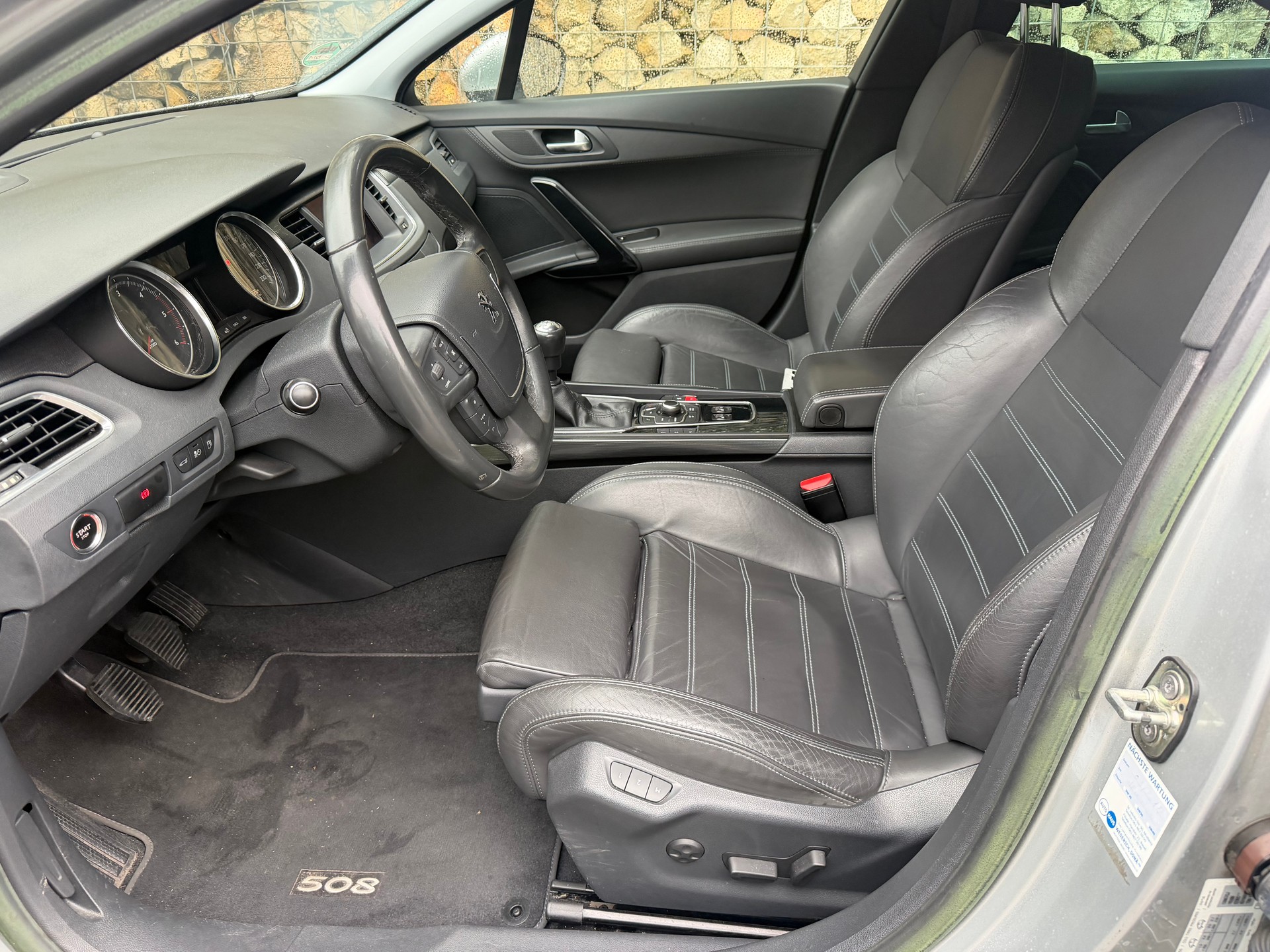 PEUGEOT 508 SW 2.0 HDI Allure-image-6