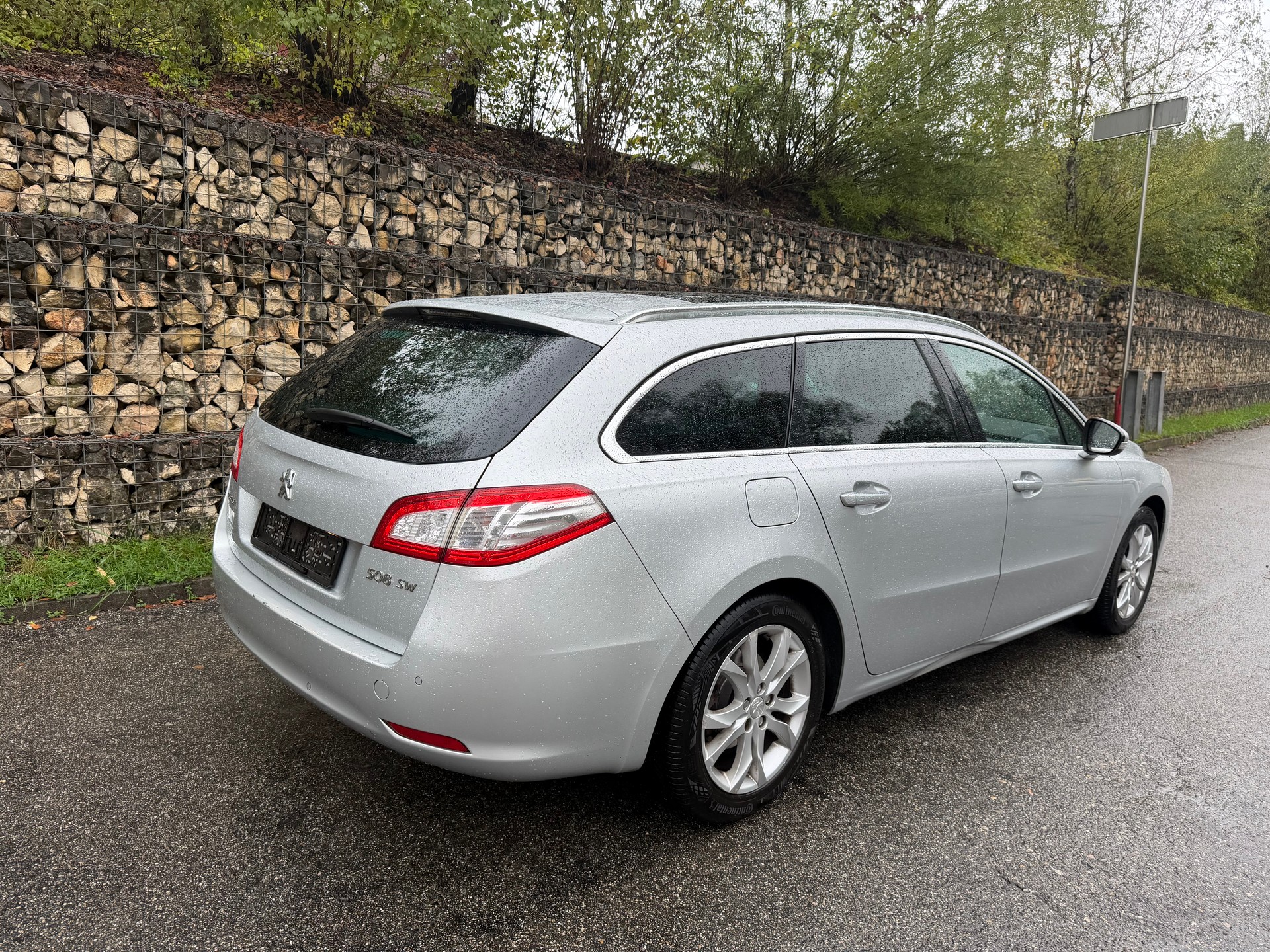 PEUGEOT 508 SW 2.0 HDI Allure-image-5