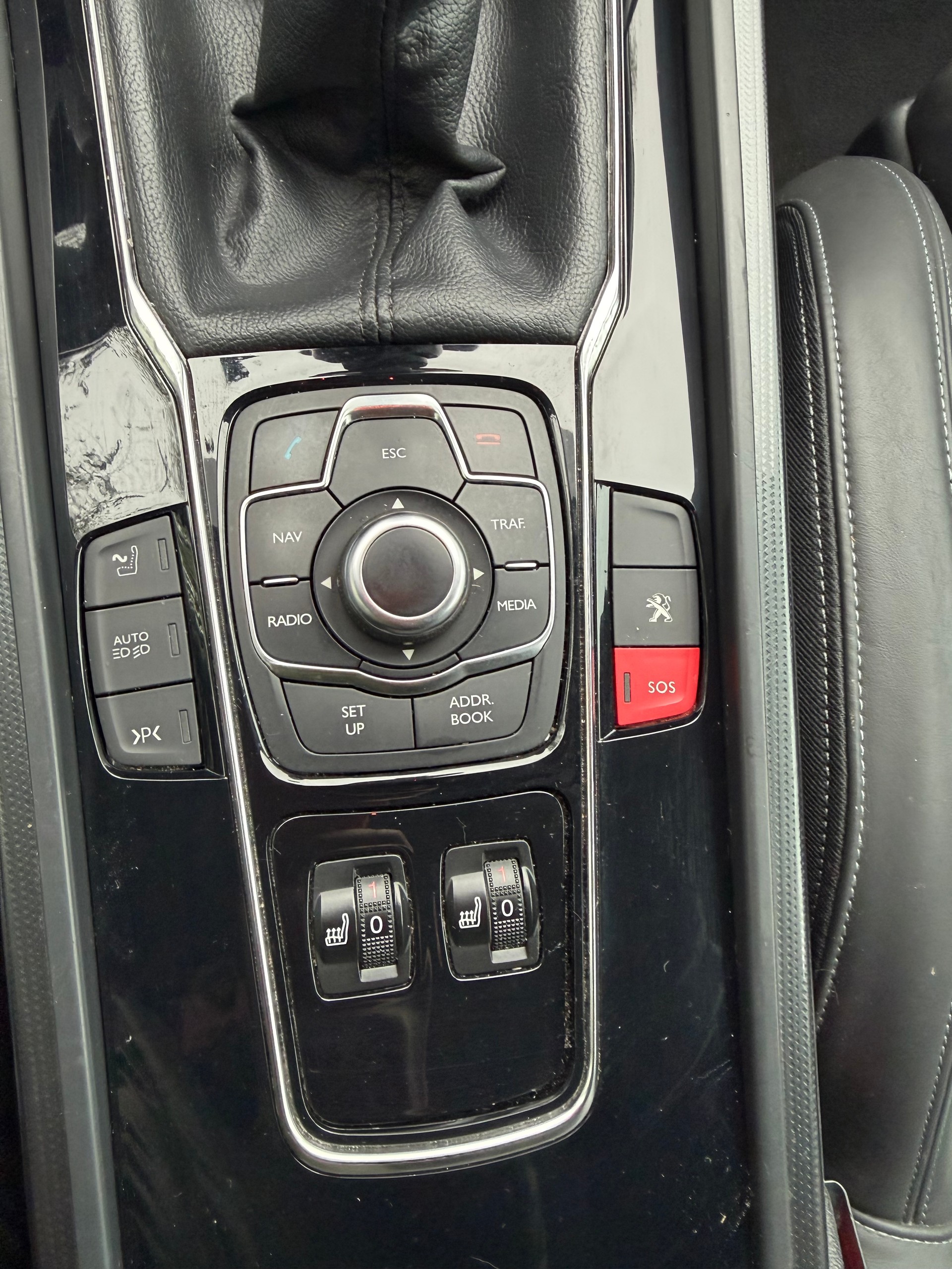 PEUGEOT 508 SW 2.0 HDI Allure-image-8