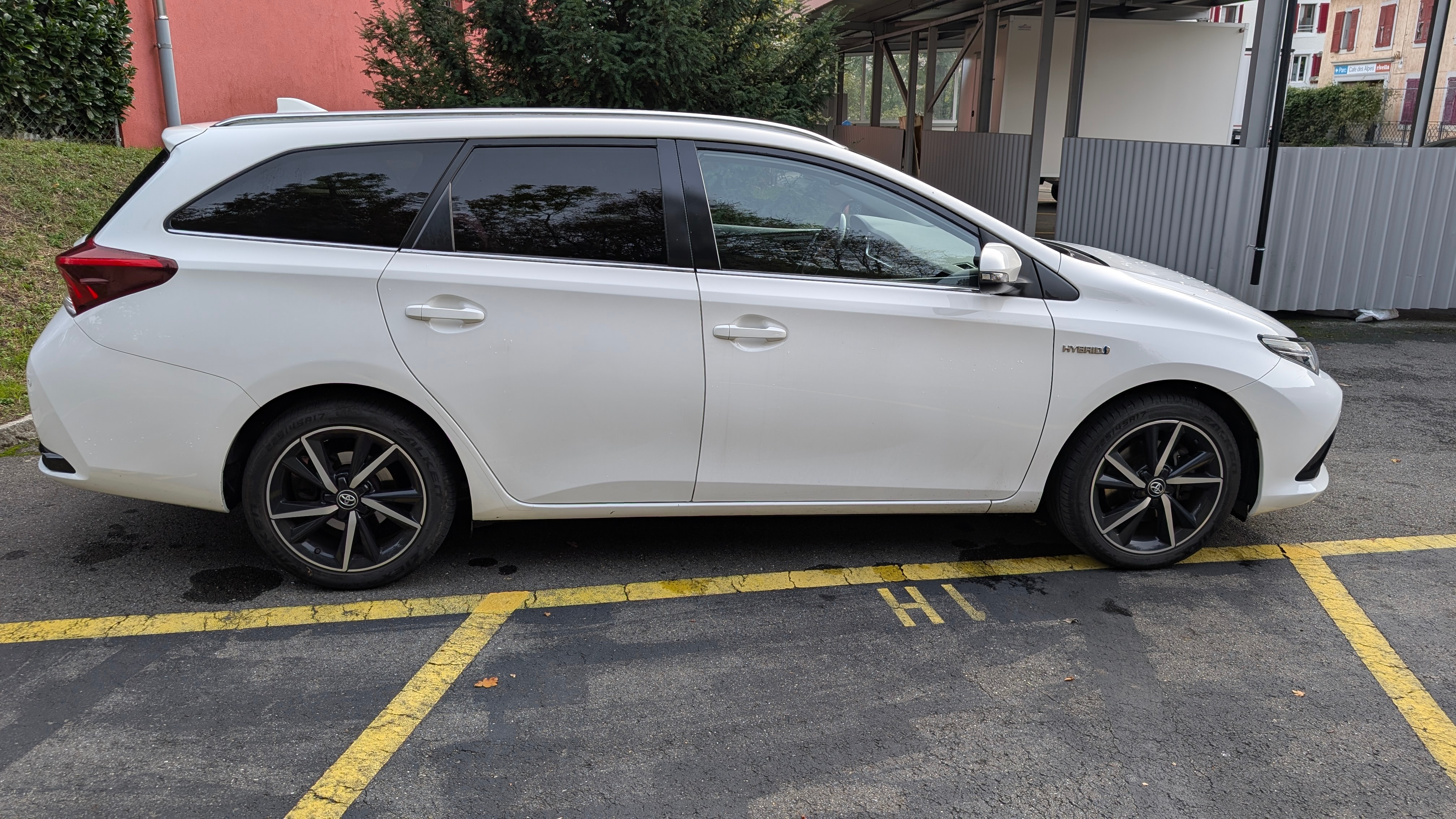 Car photo
