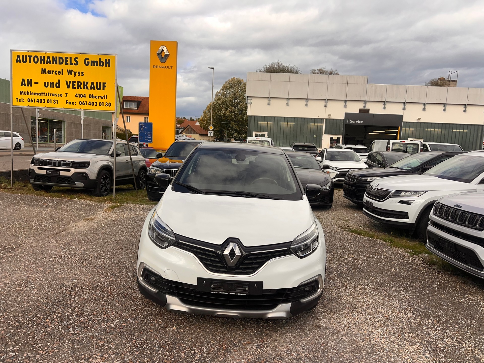 RENAULT Captur 1.2 T 16V Intens EDC-image-0