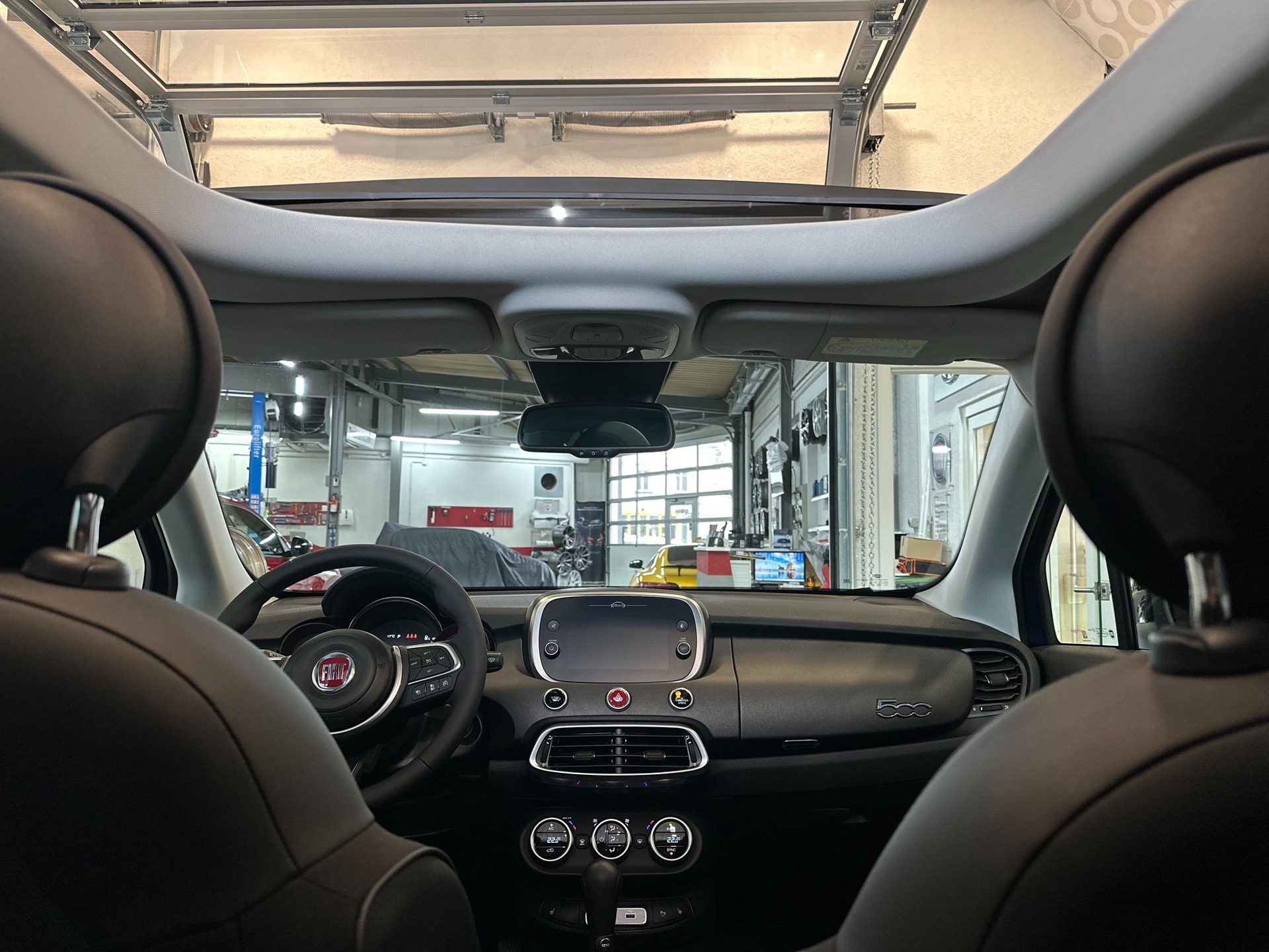 FIAT 500X 1.5 Hybrid Soft Top Swiss EditionDCT-image-11