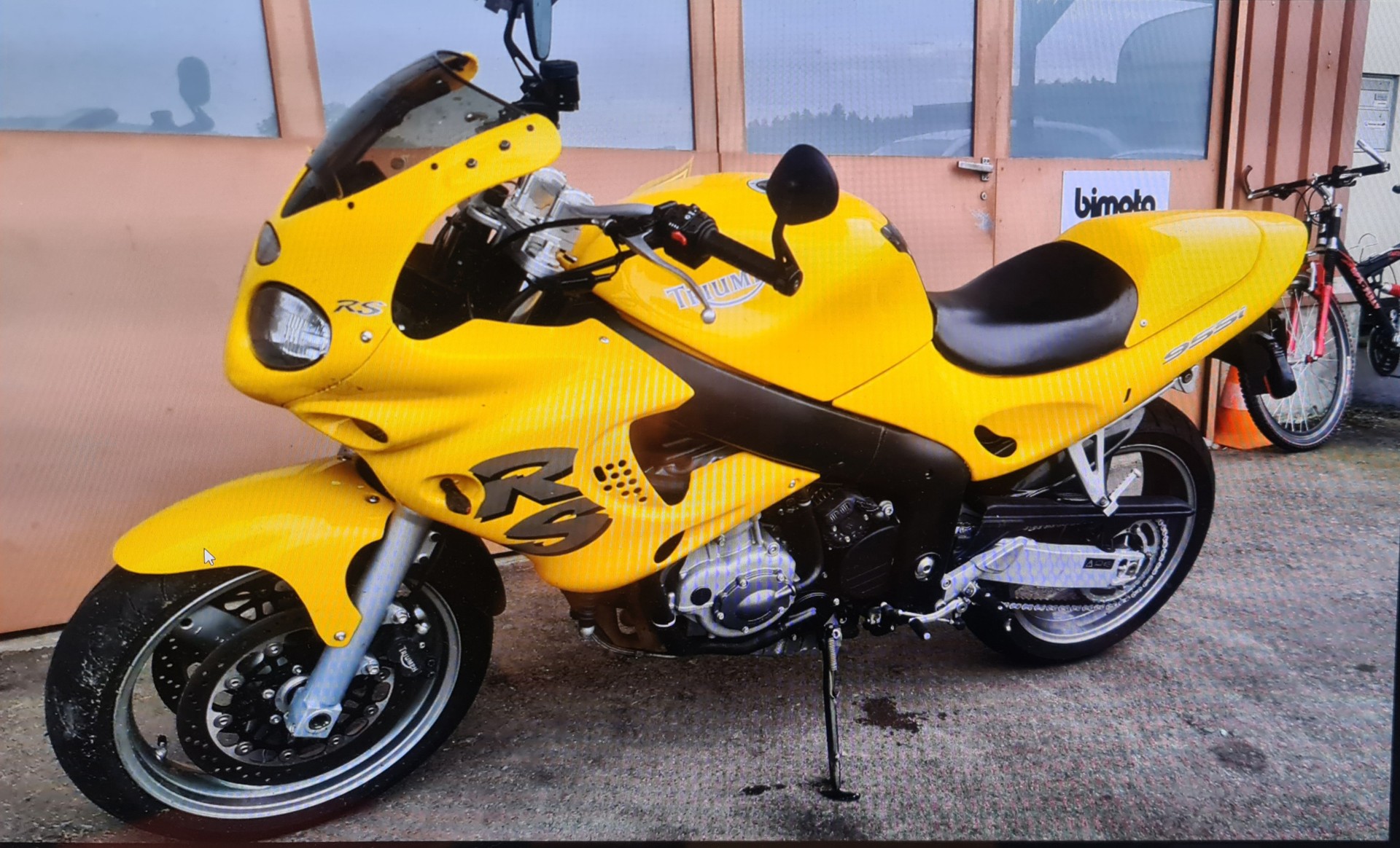 TRIUMPH Sprint RS 955i
