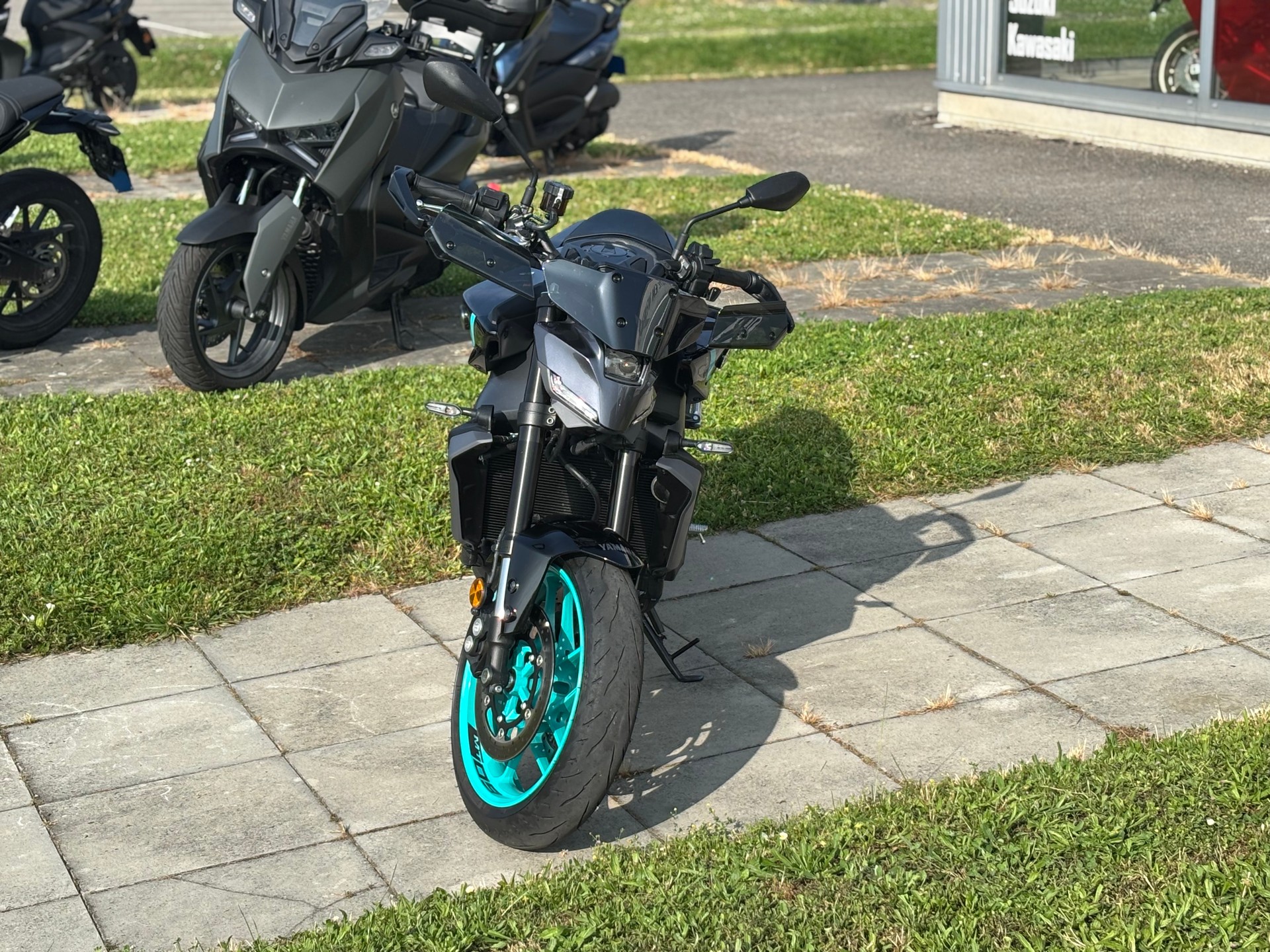 YAMAHA MT-09 Y-AMT-image-6