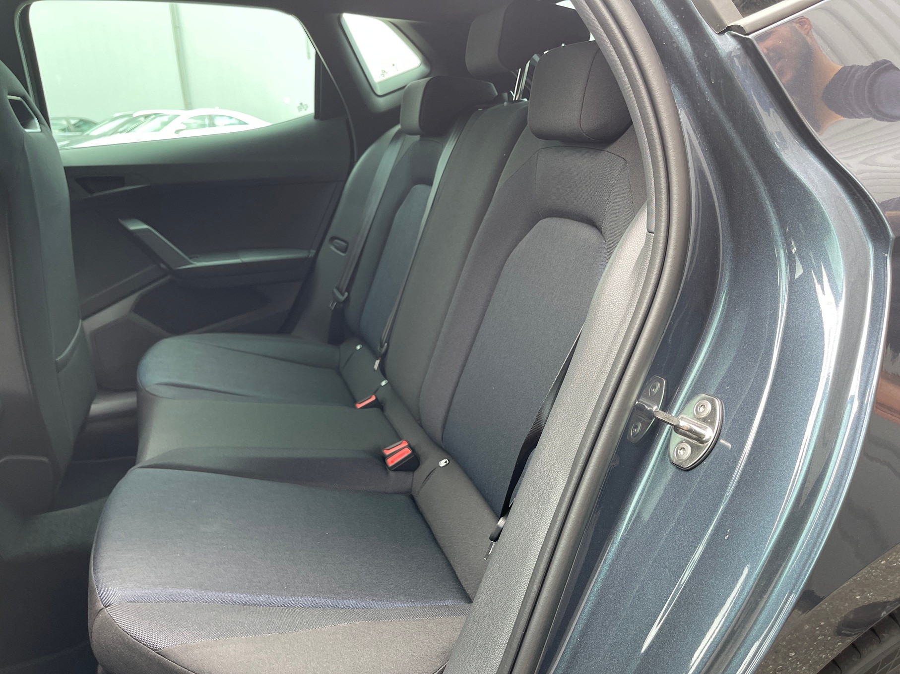SEAT Ibiza 1.0 EcoTSI 75 Edition DSG-image-5