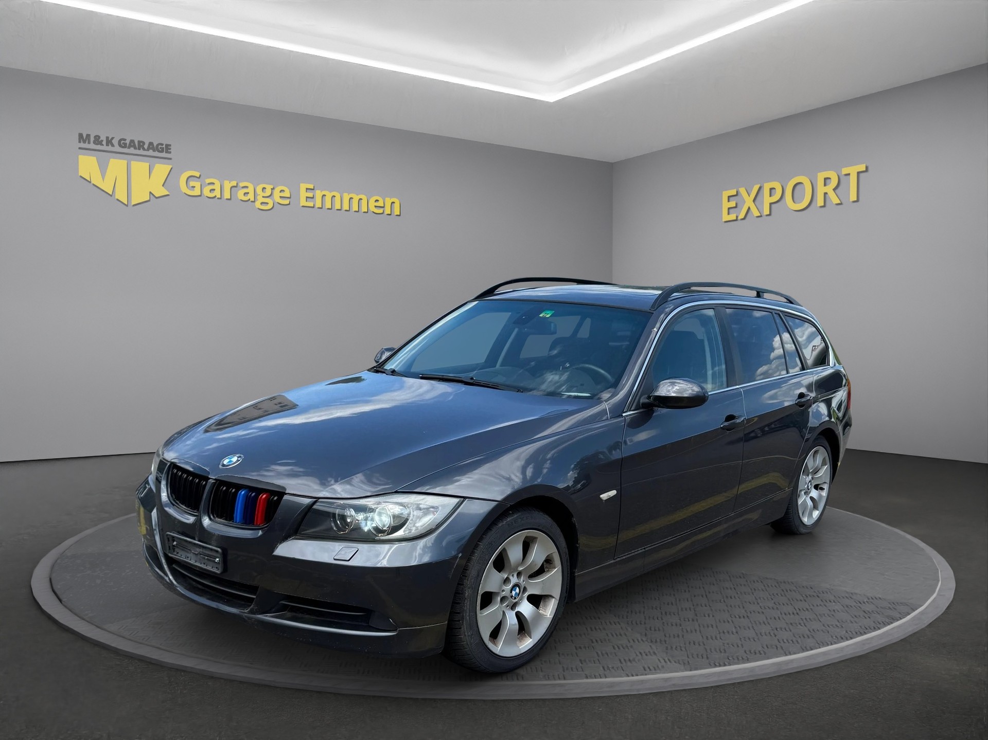 BMW 330xd Touring-image-0