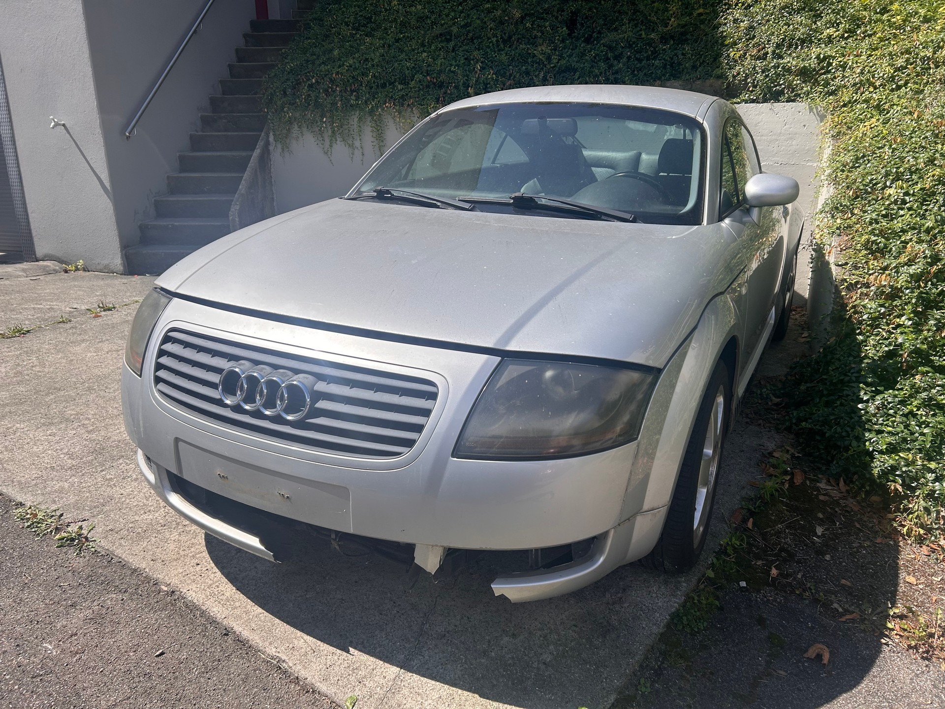 AUDI TT-image-2