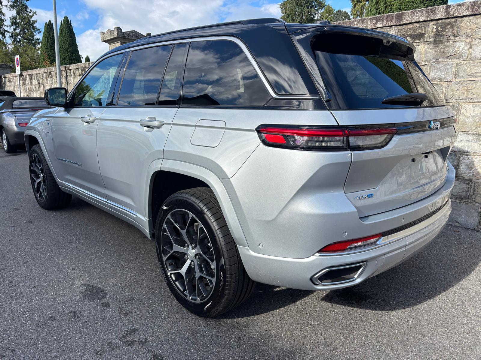 JEEP Grand Cherokee 2.0 Plug-in-Hybrid Summit Reserve 4xe-image-3