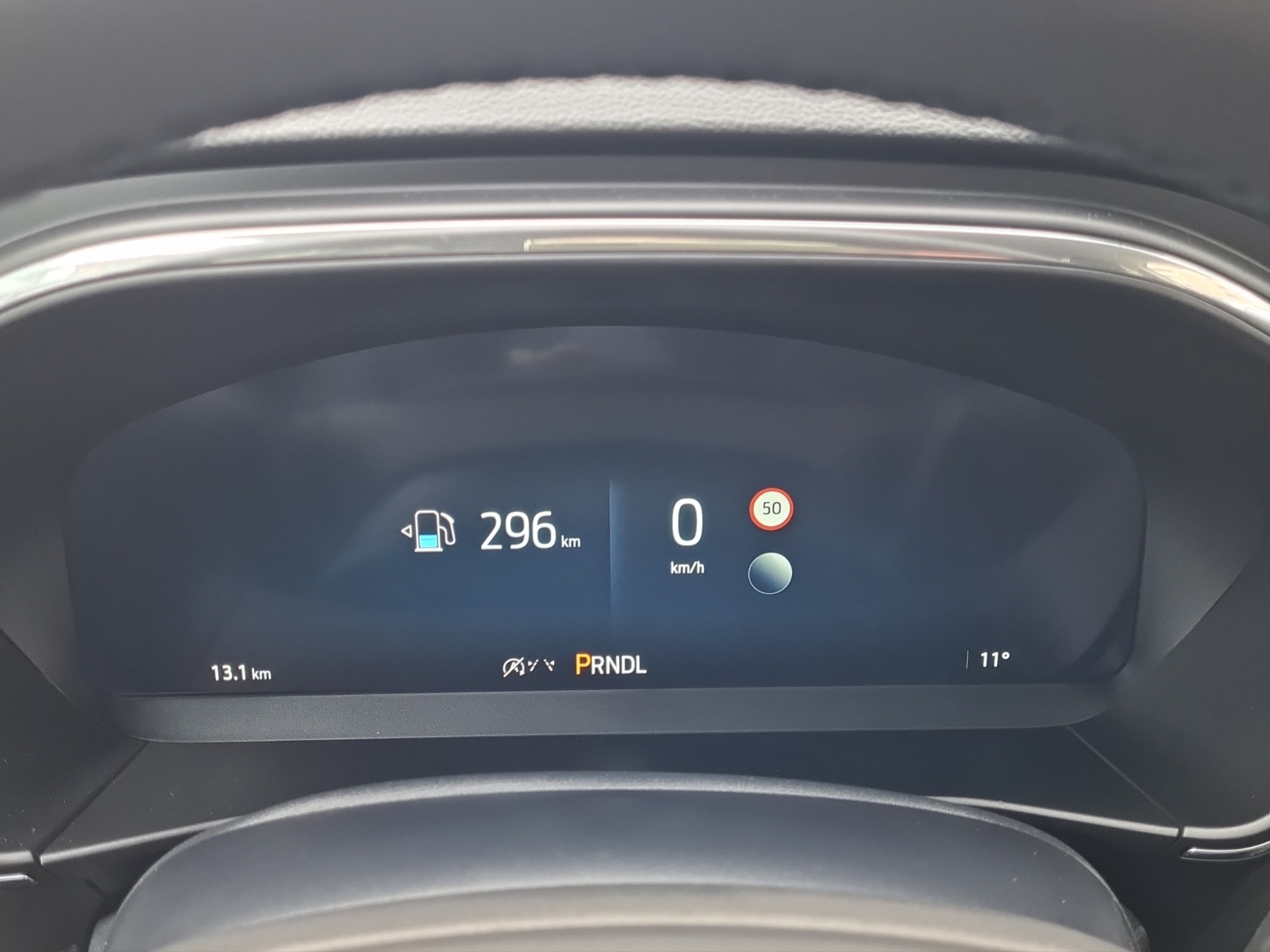 FORD Focus Kombi 1.0i EcoBoost Hybrid 155 PS Titanium X AUTOMAT-image-10