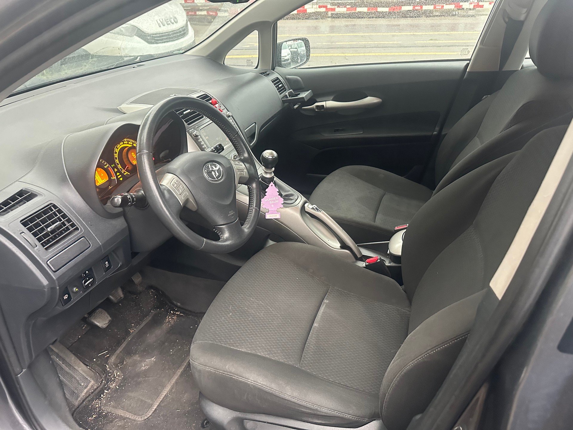 TOYOTA Auris 2.2 D-4D CleanPower Linea Sol Premium-image-10