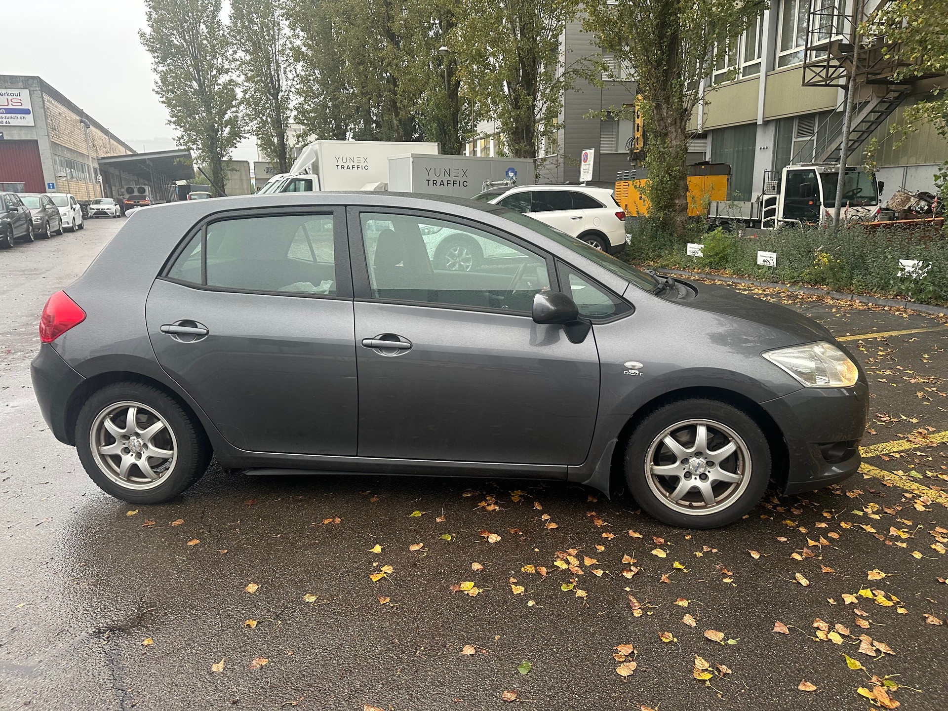 TOYOTA Auris 2.2 D-4D CleanPower Linea Sol Premium-image-3