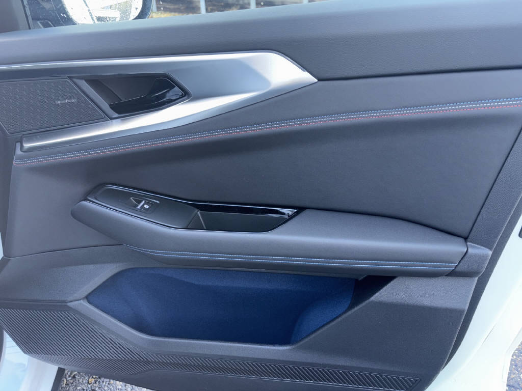 RENAULT Rafale 1.2 E-Tech Plug-in Atelier Alpine-image-11