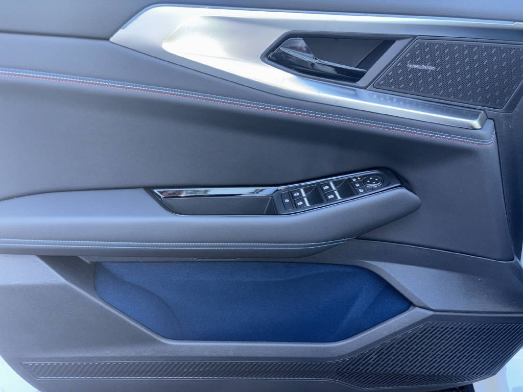 RENAULT Rafale 1.2 E-Tech Plug-in Atelier Alpine-image-12