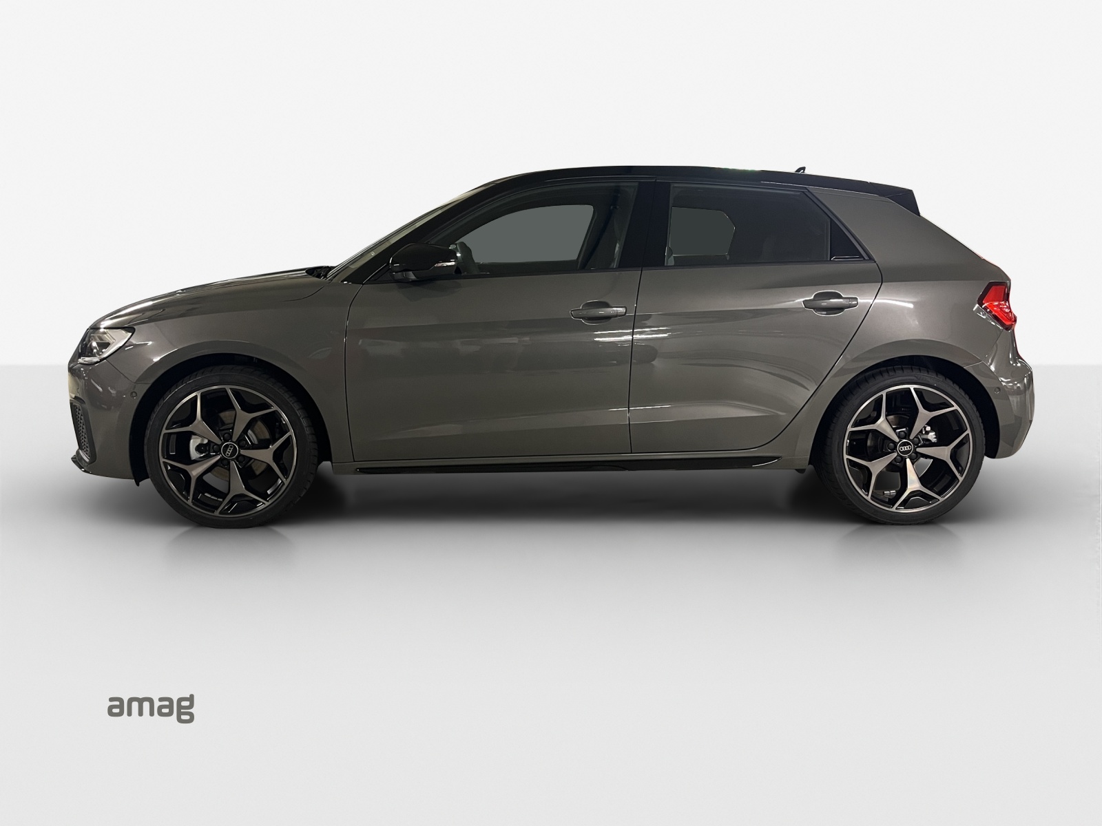 AUDI A1 Sportback 30 TFSI Attraction S-tronic-image-1