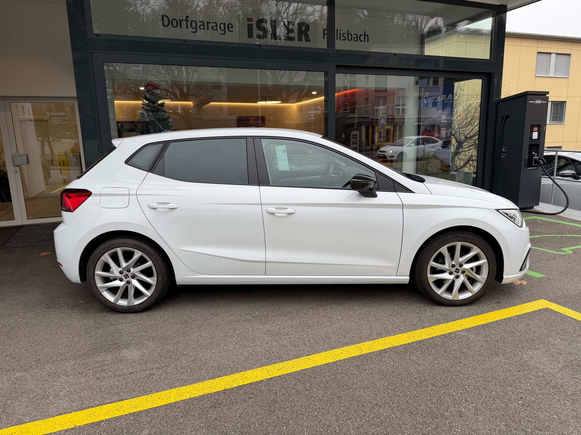 SEAT Ibiza 1.0 EcoTSI Move FR DSG-image-1